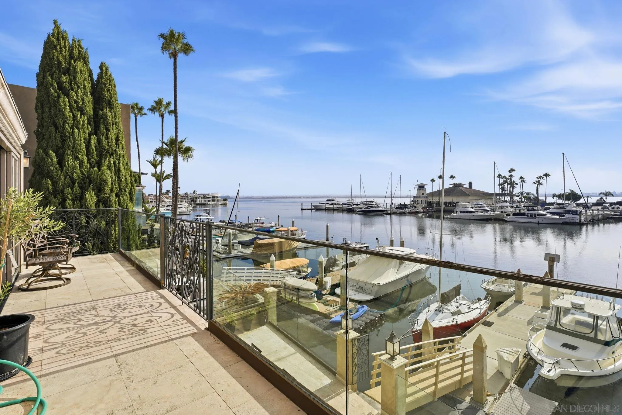 https://cdn.realtyfeed.com/cdn/127/260018798/9523e8f30db6f7fadd26b95f6aae3c5b.webp