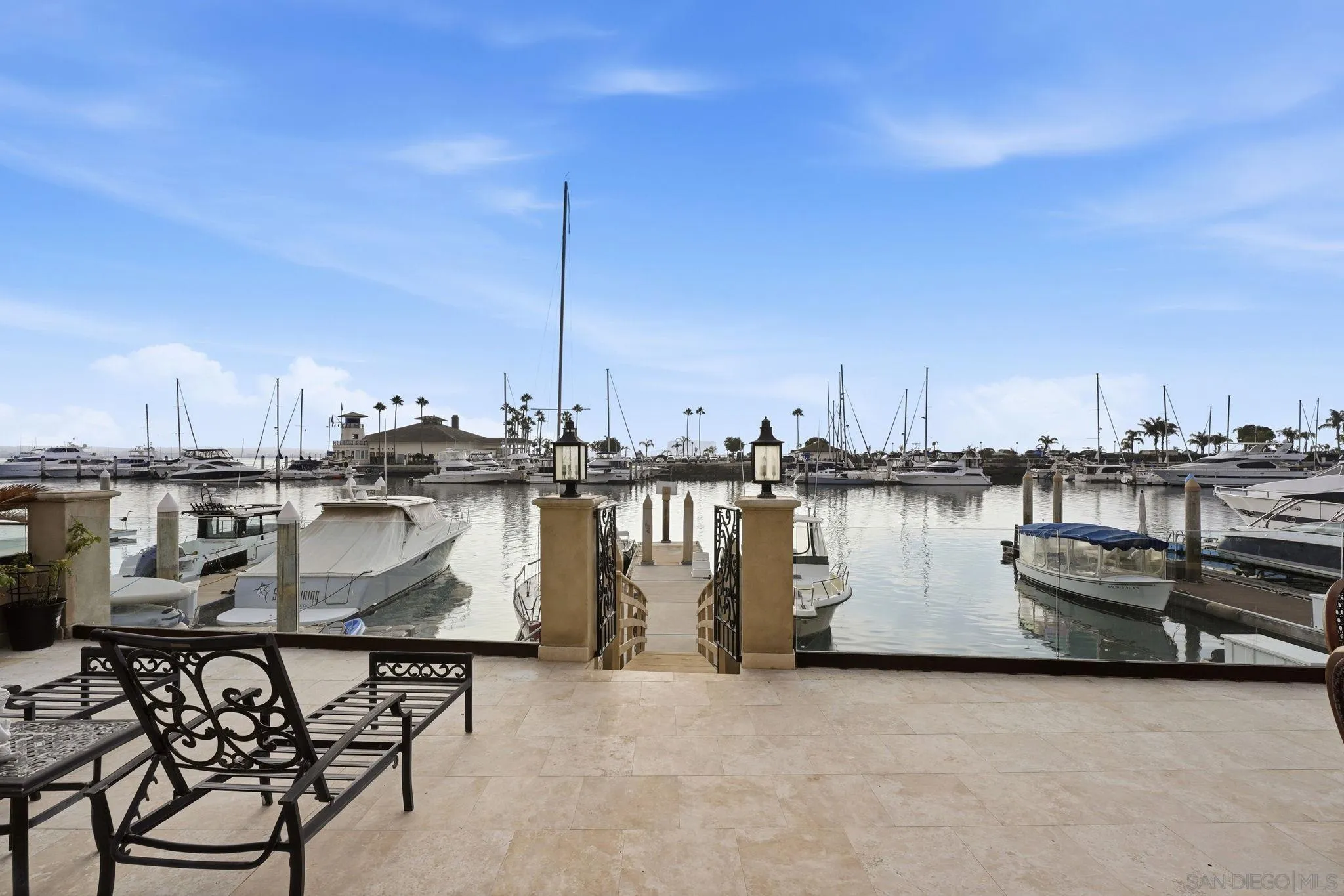 https://cdn.realtyfeed.com/cdn/127/260018798/c8070576ab70c8783c6f1777446c1f69.webp