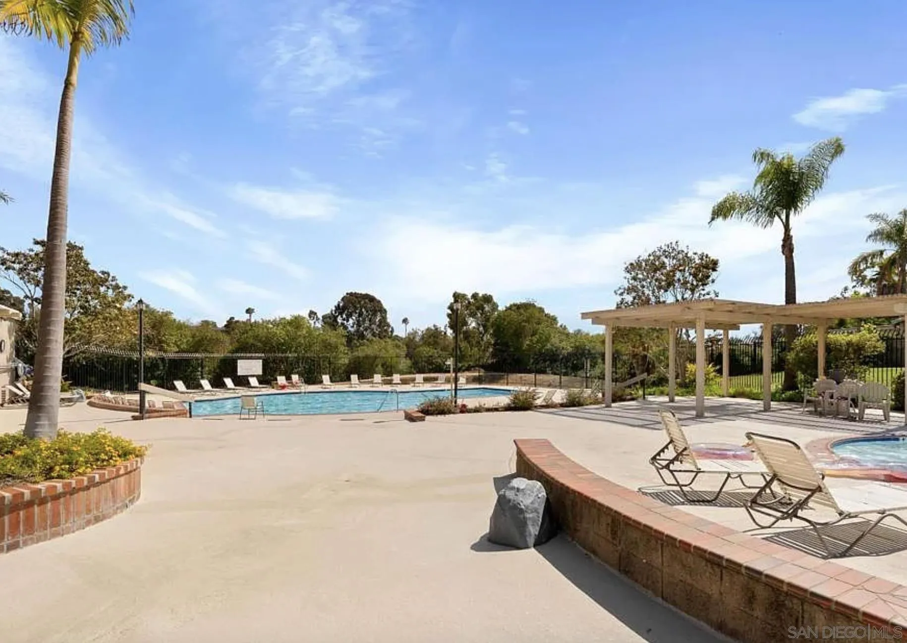 Photo #32: 260018805 Listing: Photo #32