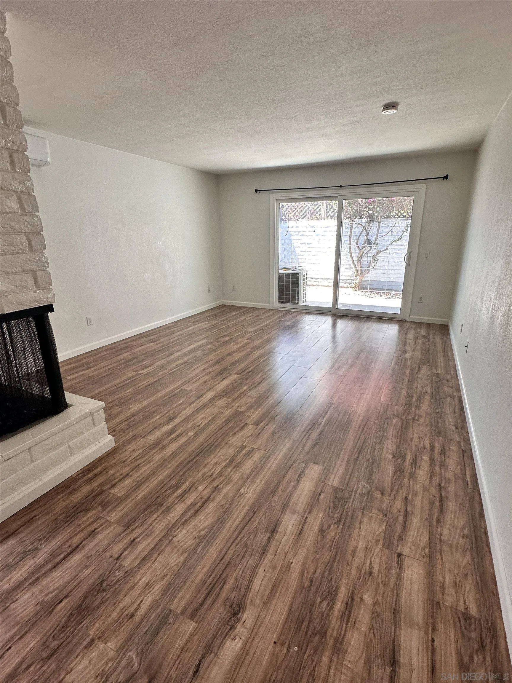 810 E Washington Unit A, Escondido, CA 92025 - Photo 4 of 8, Escondido, CA