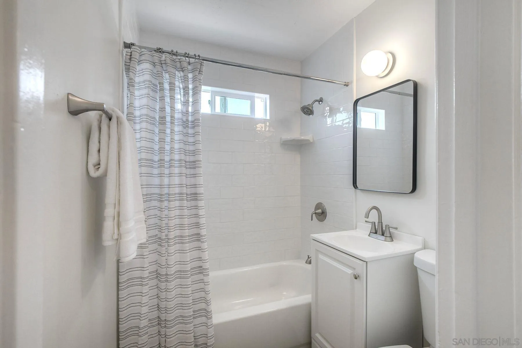 1011-13 Knowles Ave, Carlsbad, CA 92008 - Photo 5 of 24, Carlsbad, CA
