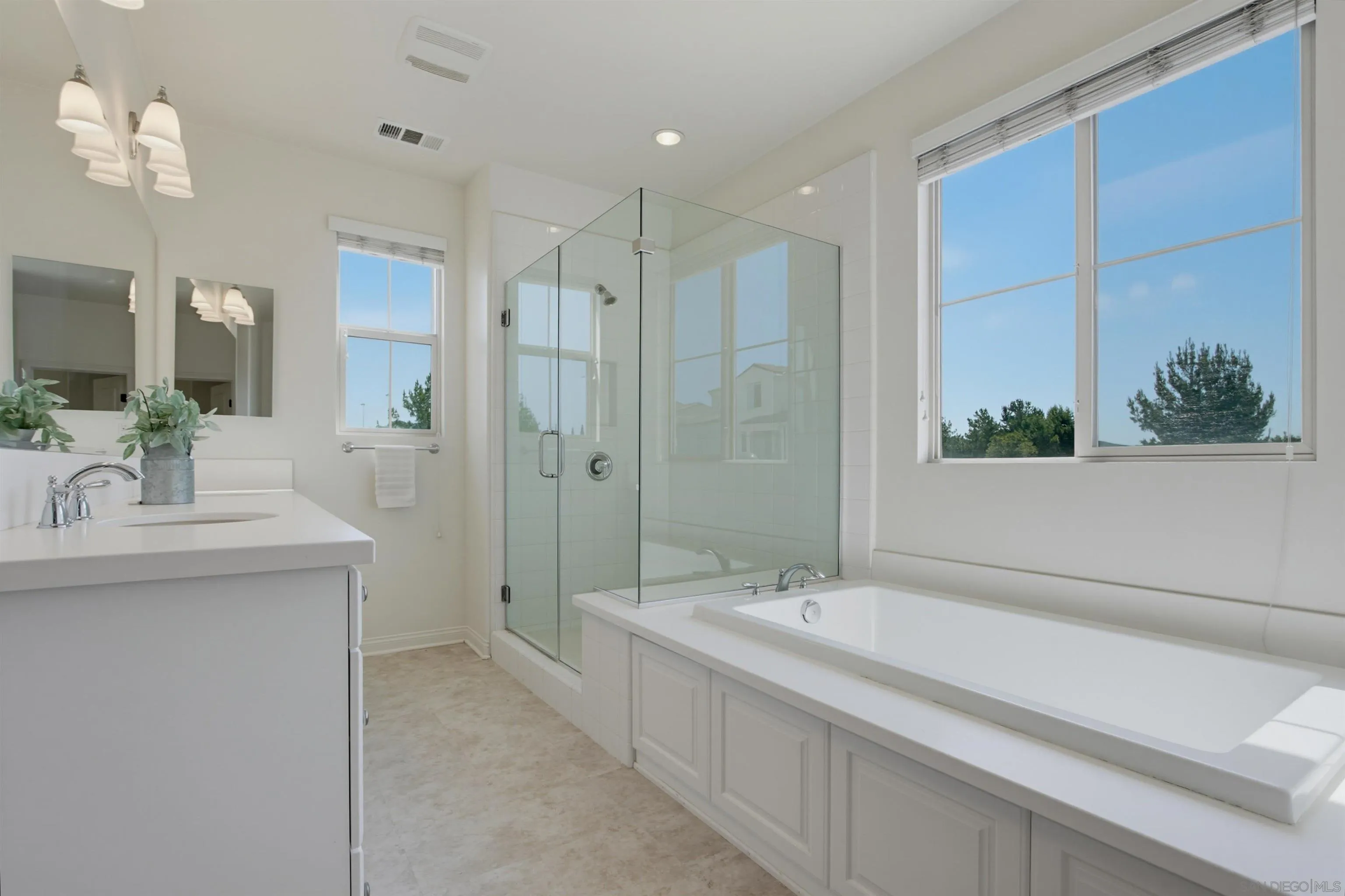 Photo #13: 260018816 Listing: Photo #13