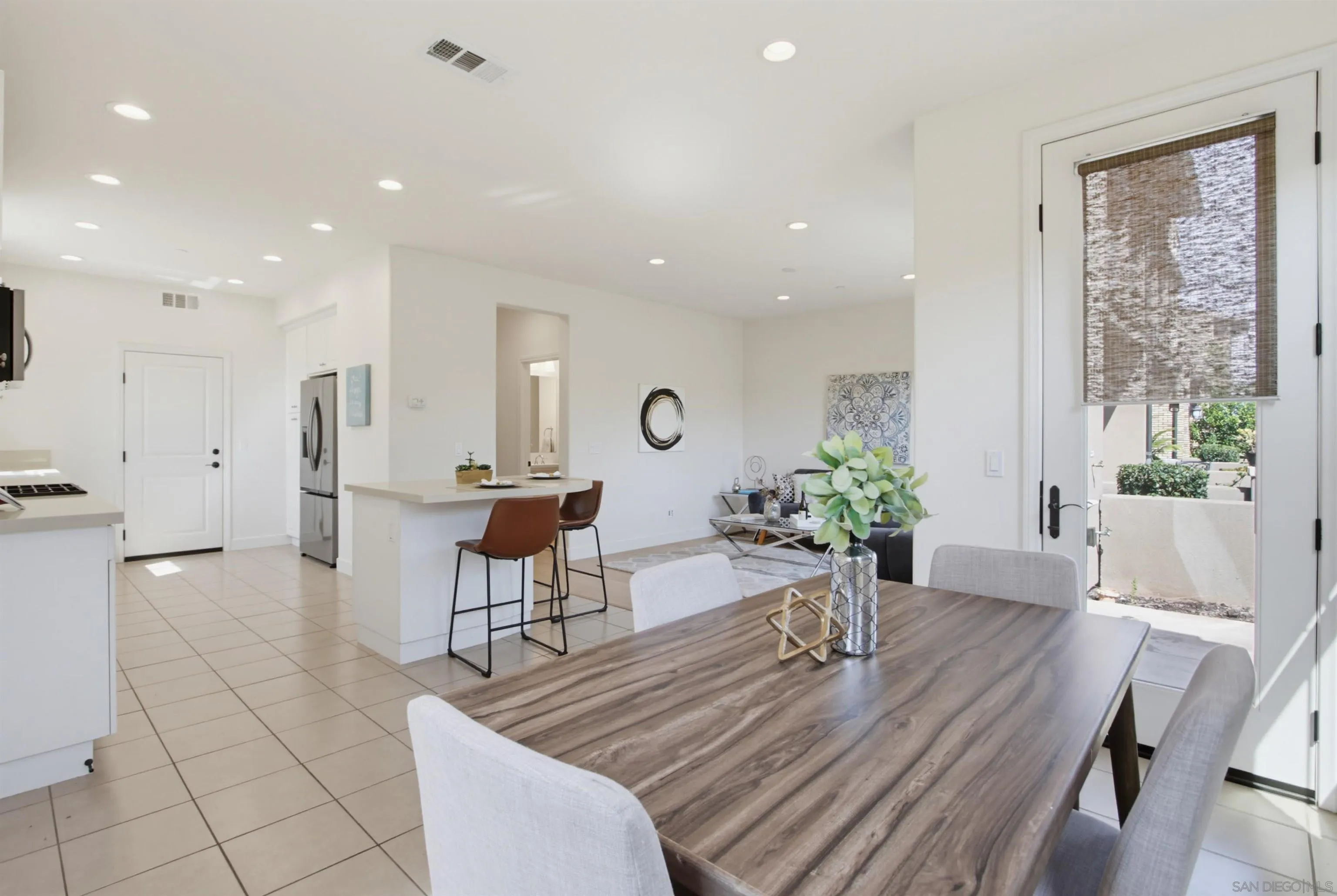 Photo #10: 260018816 Listing: Photo #10