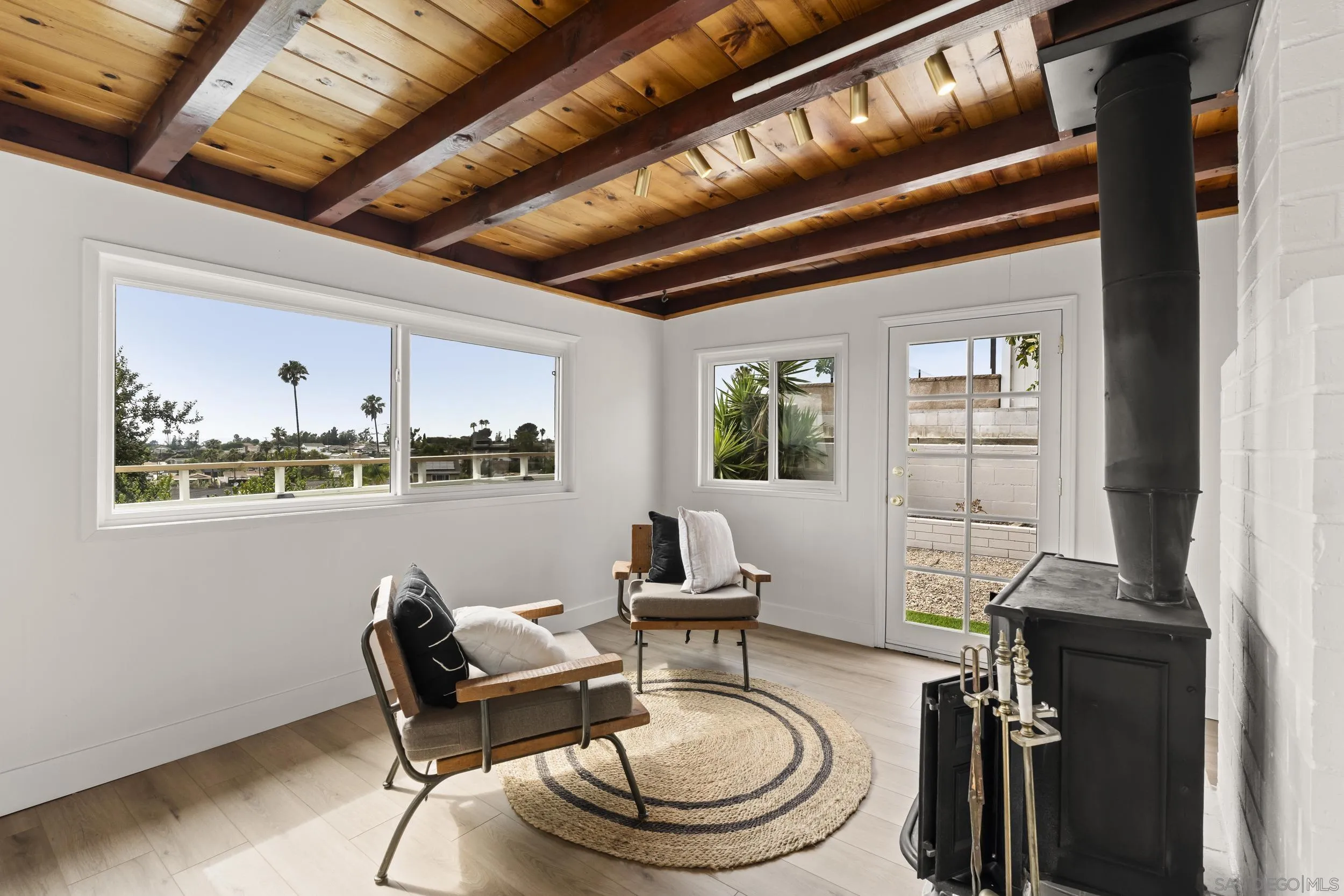 https://cdn.realtyfeed.com/cdn/127/260018817/c97ef118a6ae75017240b3f1fda0b4e1.webp