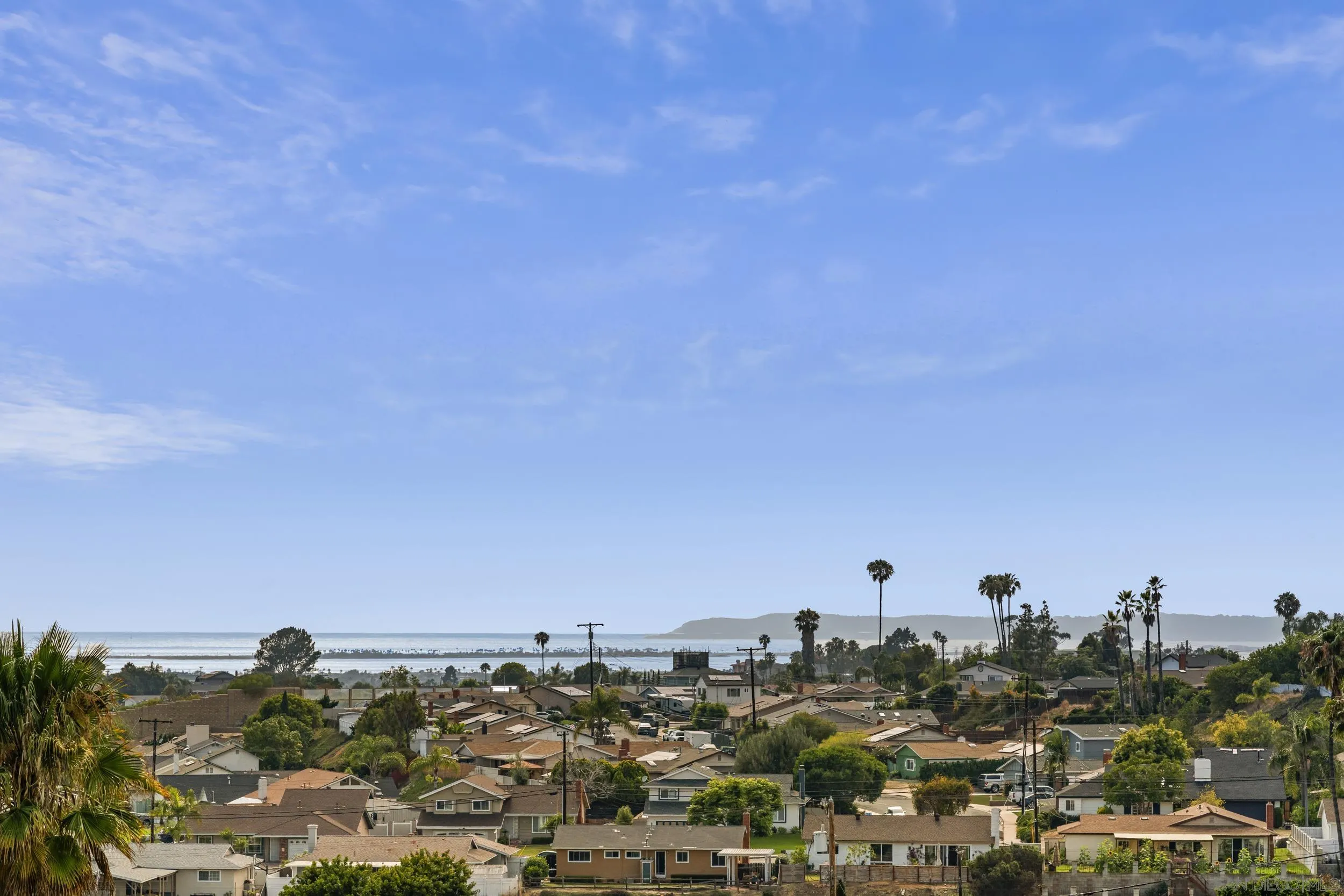 https://cdn.realtyfeed.com/cdn/127/260018817/eff183dc01b222c17a03d6152fab1343.webp