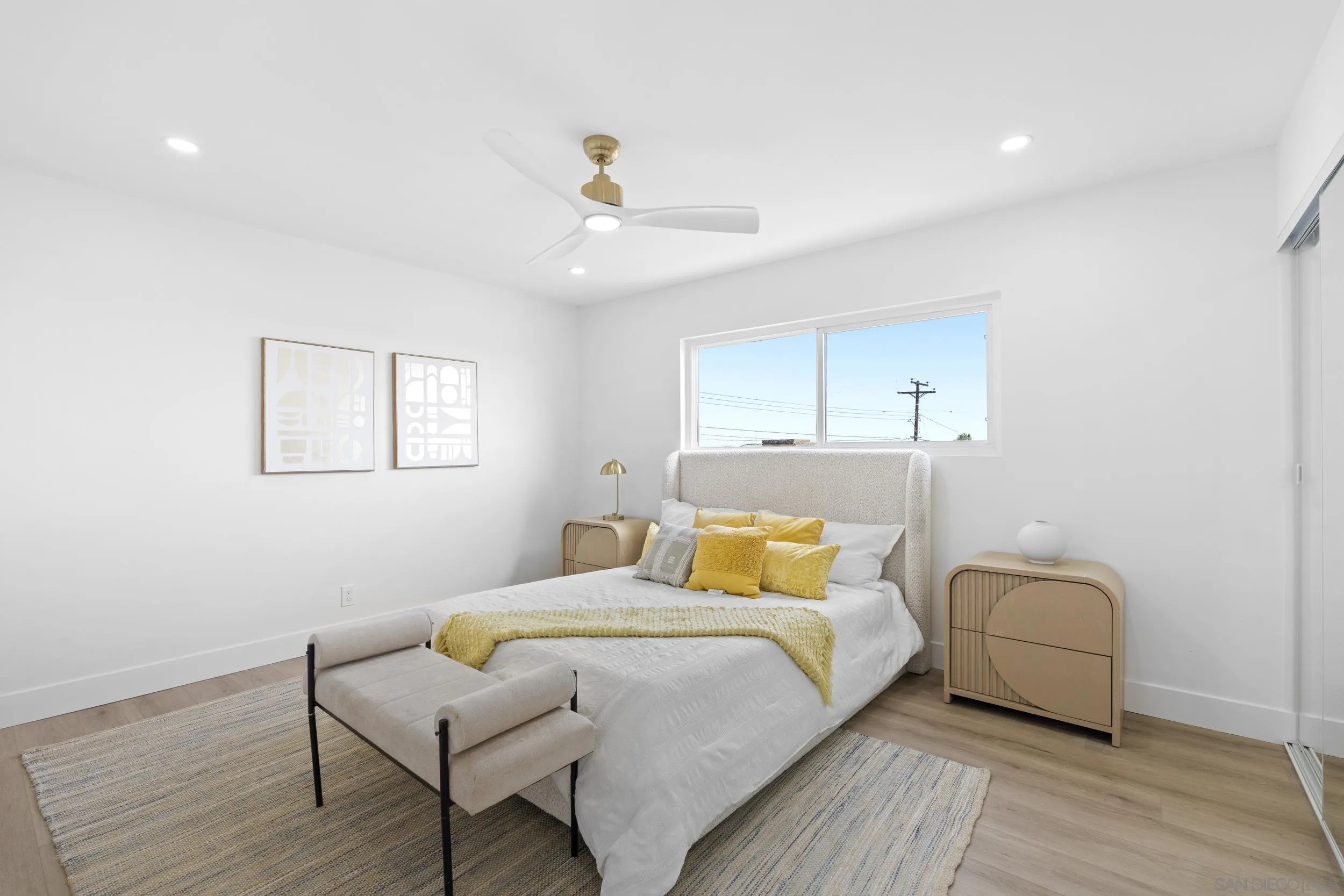 https://cdn.realtyfeed.com/cdn/127/260018817/fb0c49ab36acc01e270af1dd62306eaa.webp