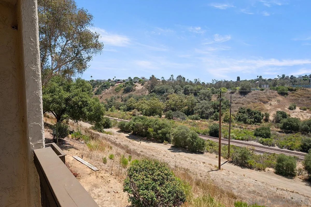 Photo #9: 260018818 Listing: Photo #9