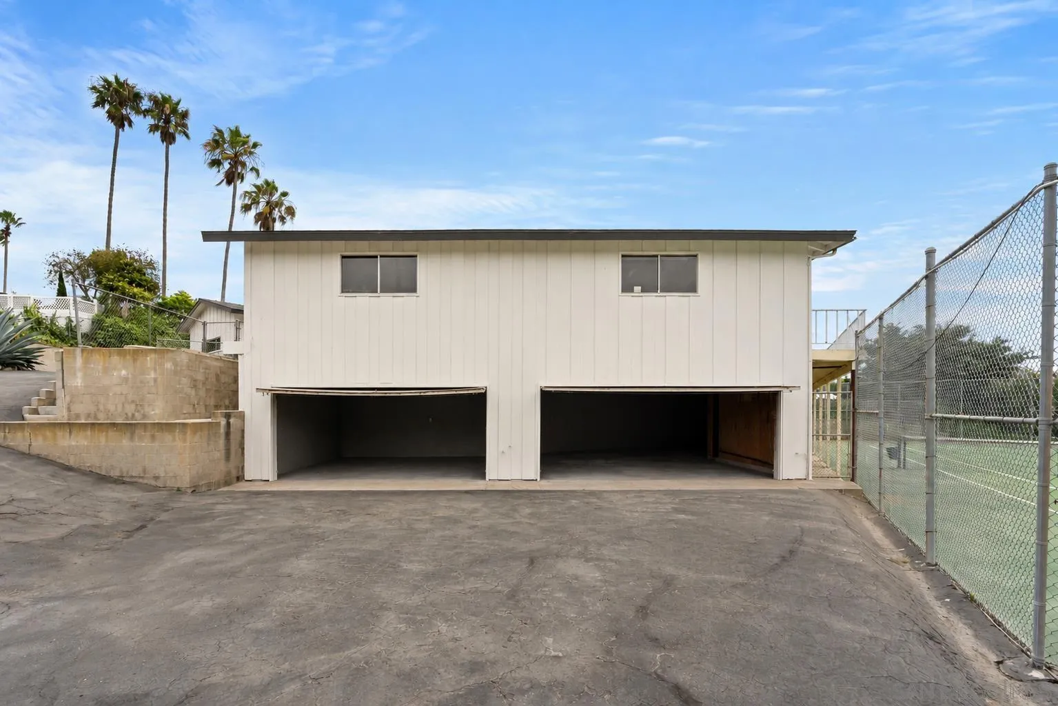 https://cdn.realtyfeed.com/cdn/127/260018820/0983b2e9e180c3e3605aafacd17ea004.webp
