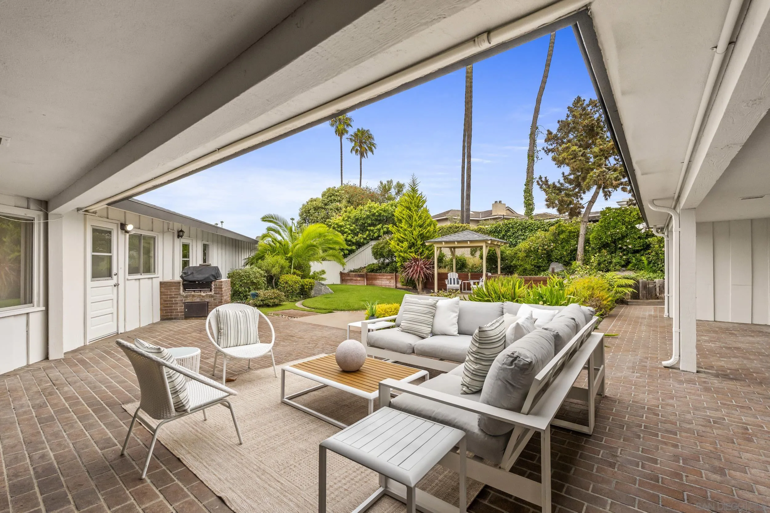 https://cdn.realtyfeed.com/cdn/127/260018820/36f50640e365878f649d65fd6a22d492.webp