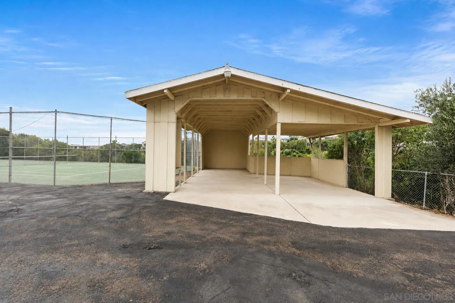 https://cdn.realtyfeed.com/cdn/127/260018820/5ed9a5da599085e8bb50ad91f1044095.webp