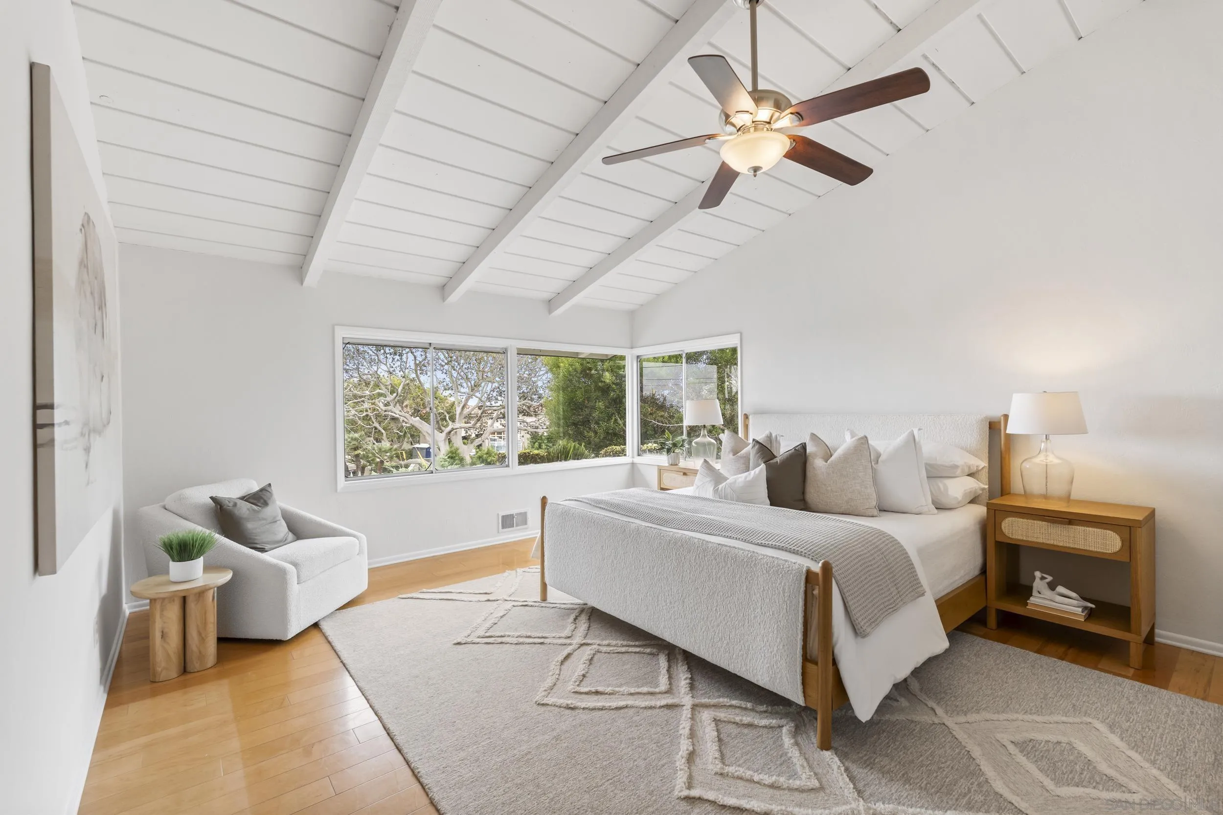 https://cdn.realtyfeed.com/cdn/127/260018820/76d5a7bced4d5419650b5e371223a897.webp