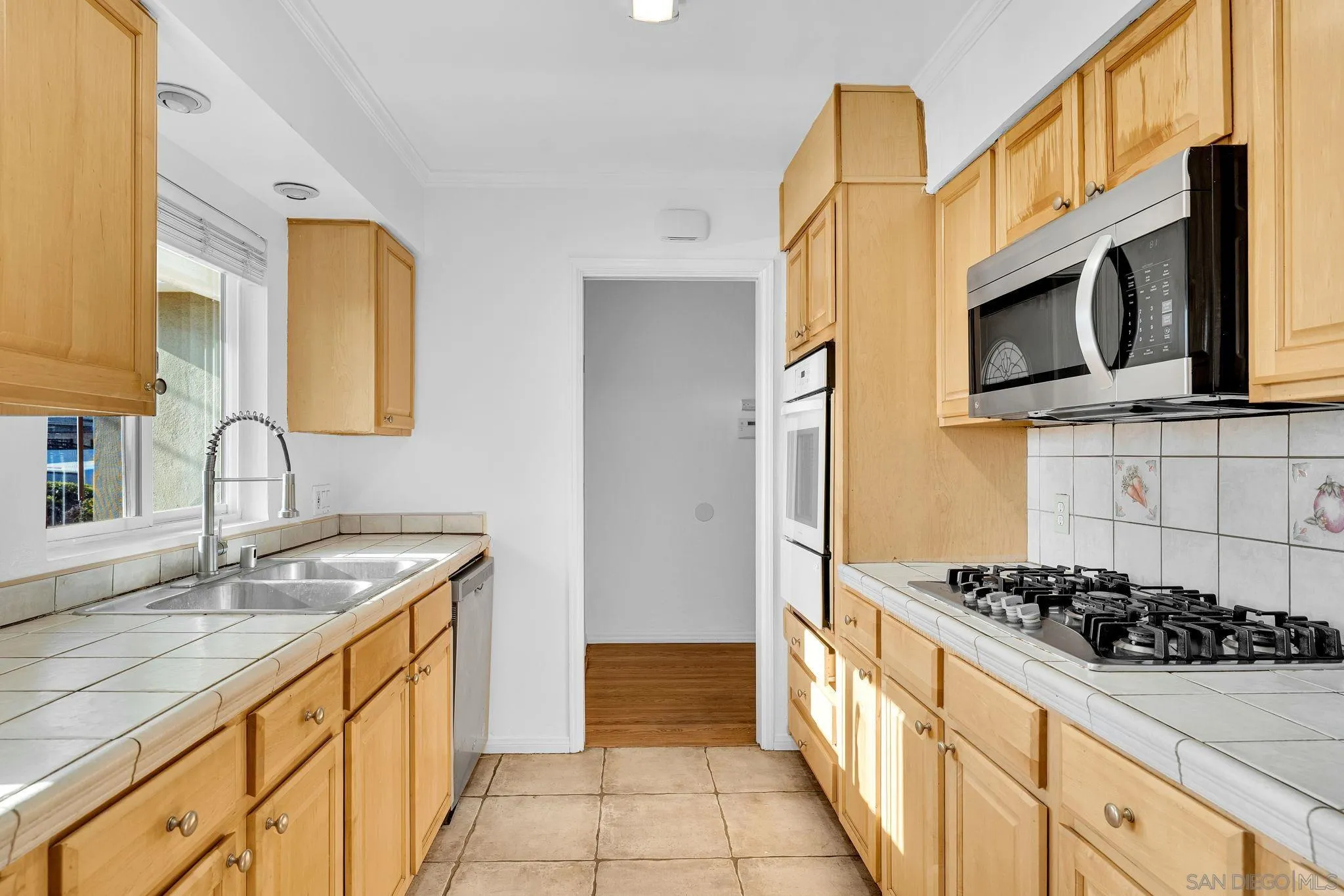 5166 Brockbank, San Diego, CA 92115 - Photo 4 of 17, San Diego, CA
