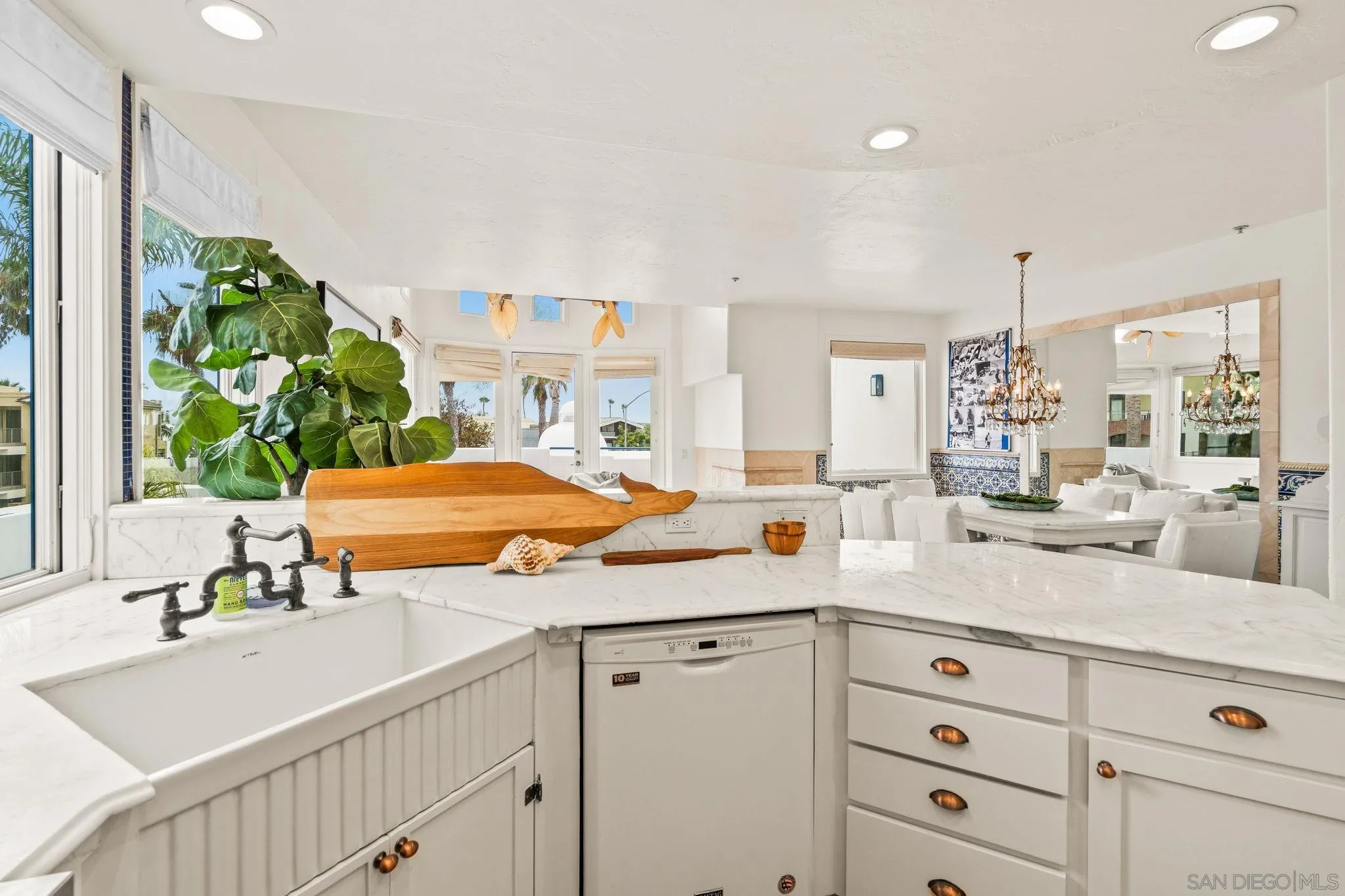 Photo #7: 260018830 Listing: Photo #7