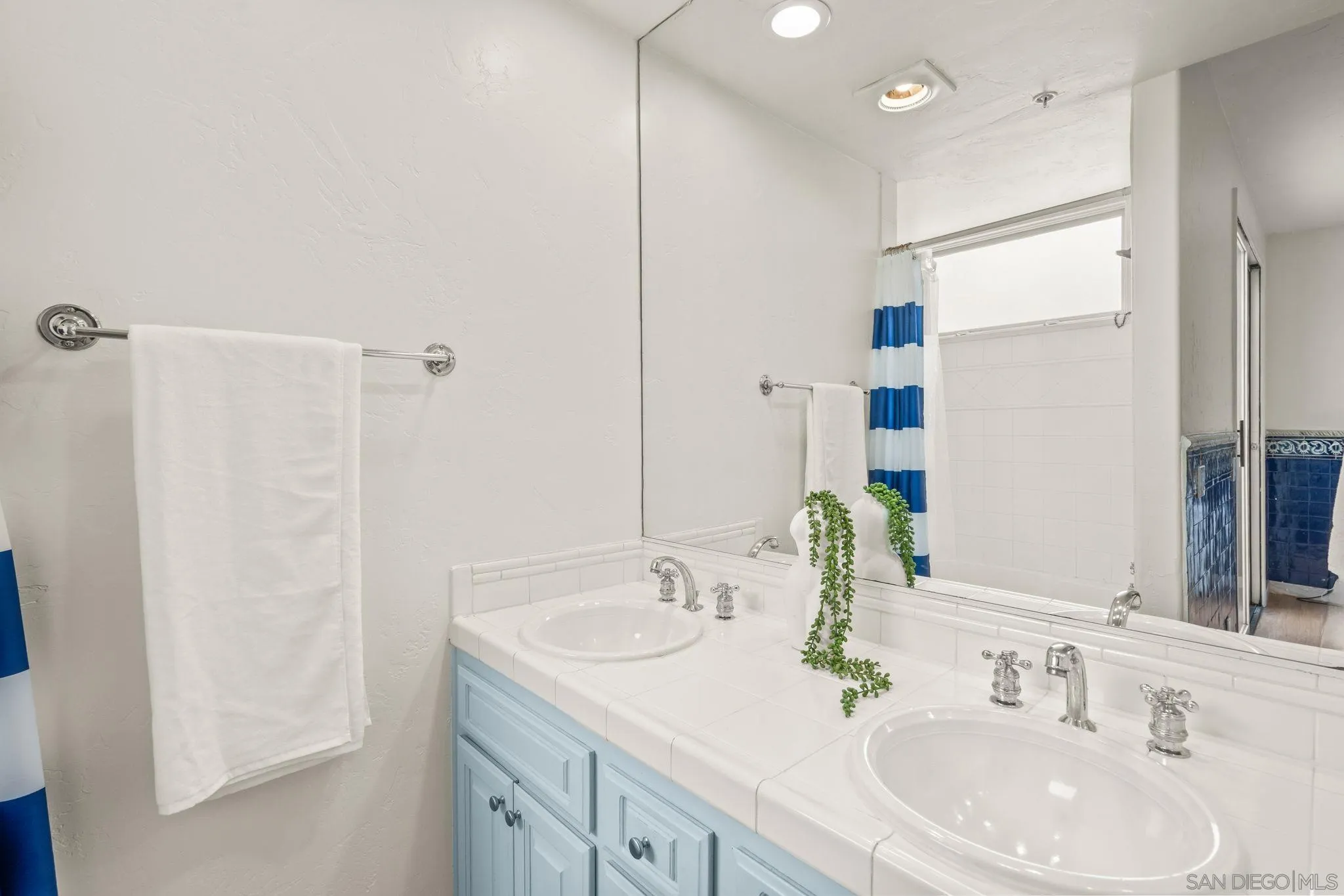 Photo #29: 260018830 Listing: Photo #29