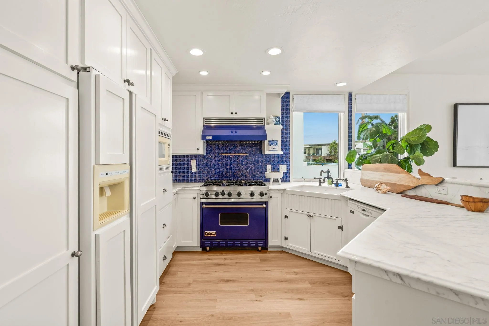 Photo #8: 260018830 Listing: Photo #8