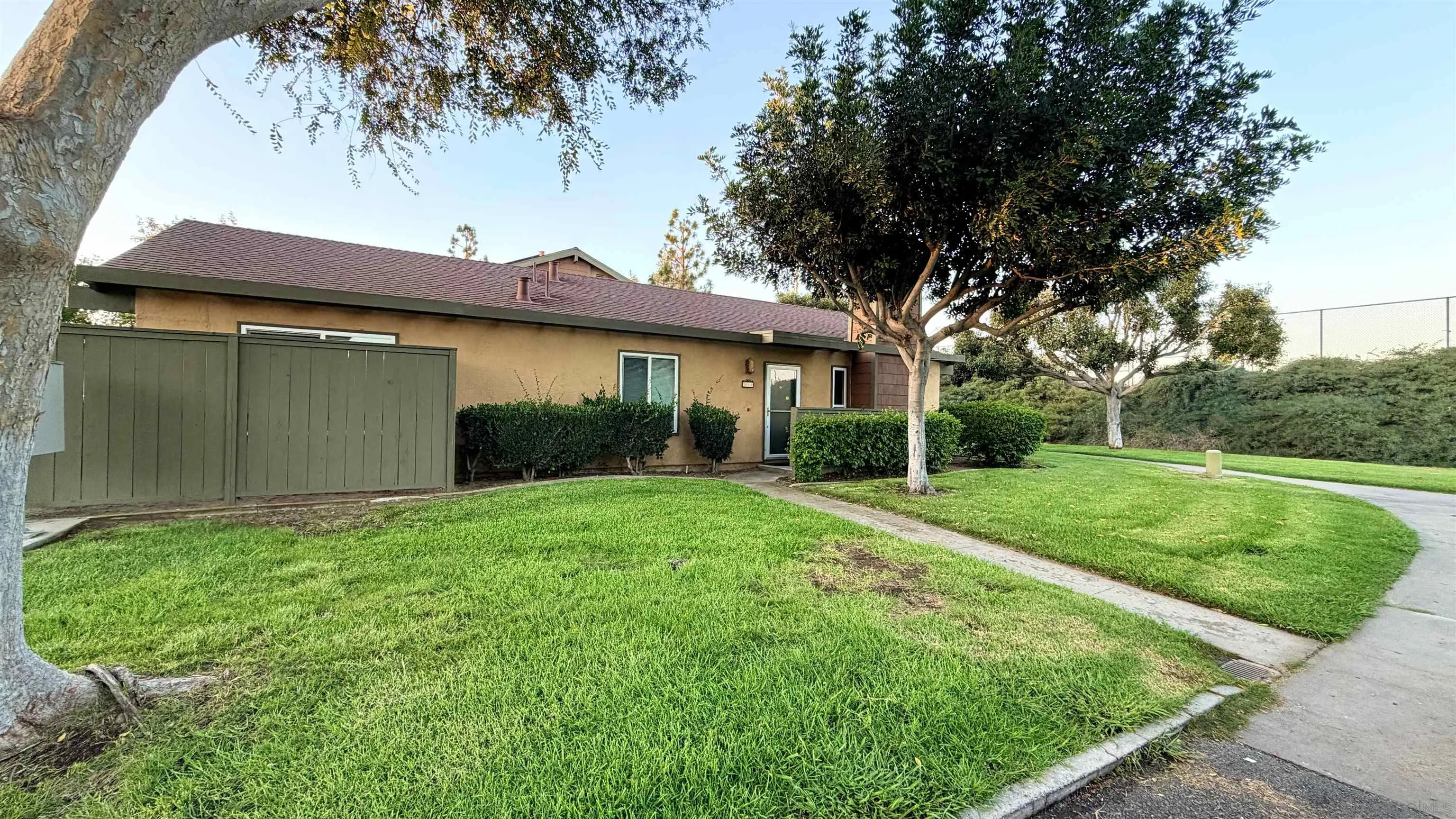 Photo #17: 260018831 Listing: Photo #17