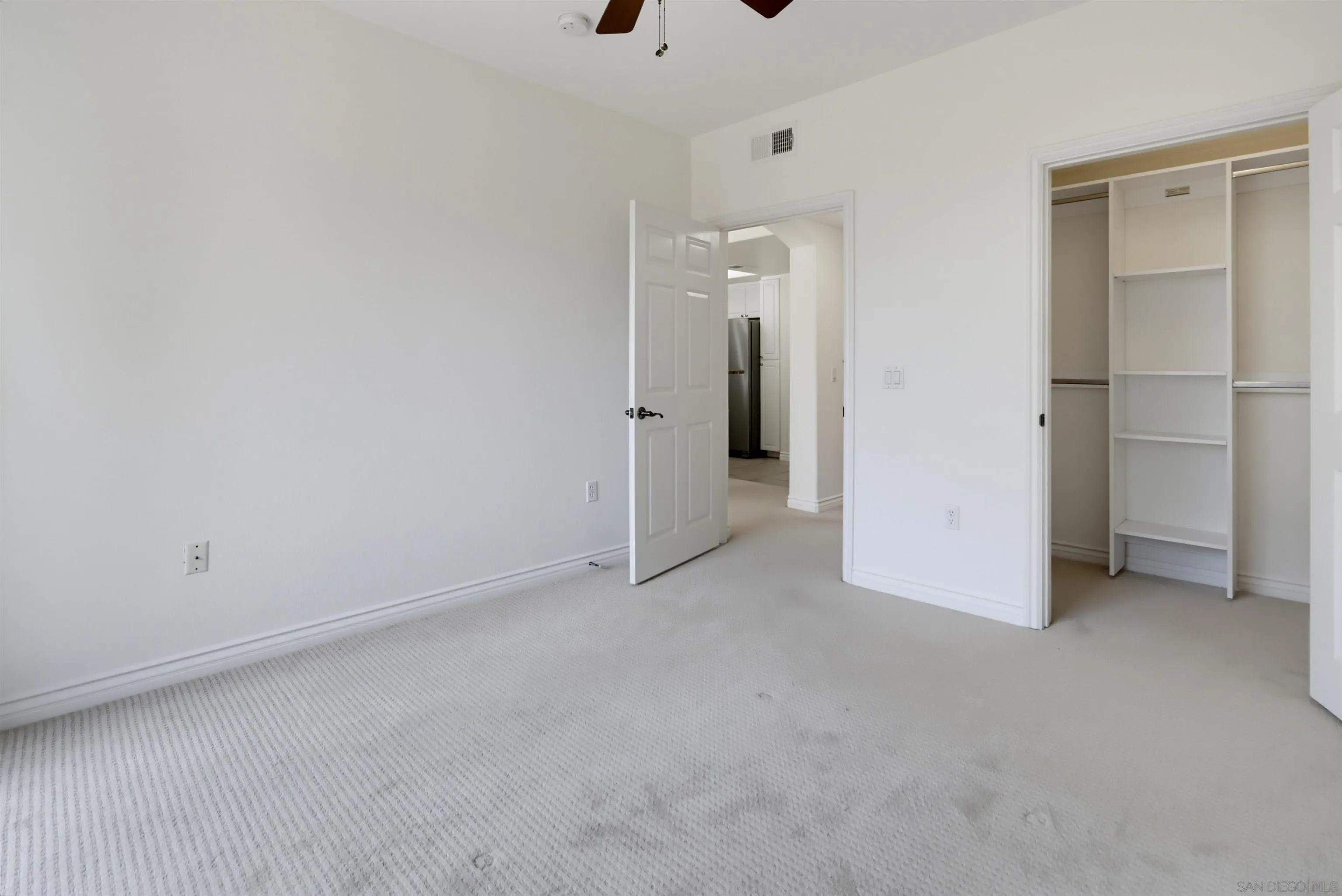 Photo #9: 260018832 Listing: Photo #9