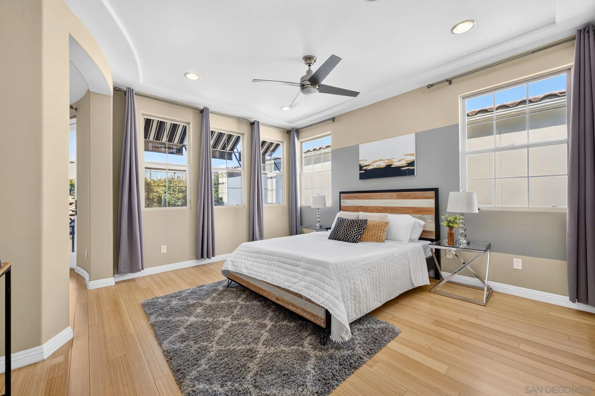https://cdn.realtyfeed.com/cdn/127/260018833/1b6b8096fa6c0cb7184264b7ad03accf.webp