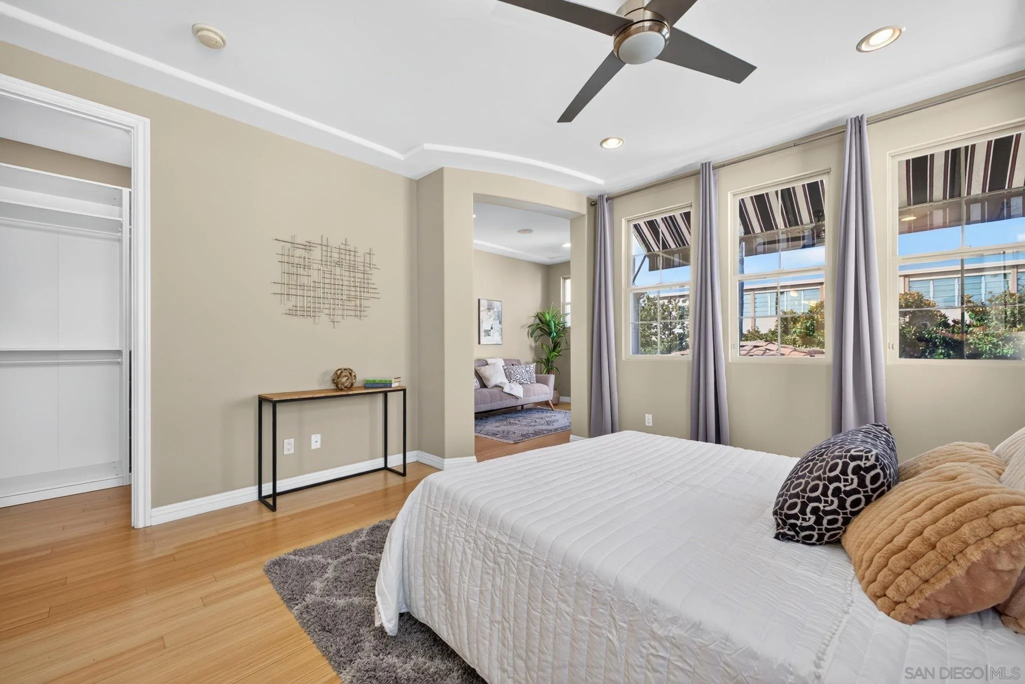 https://cdn.realtyfeed.com/cdn/127/260018833/a43444b61ece01225eec4b757374cba1.webp