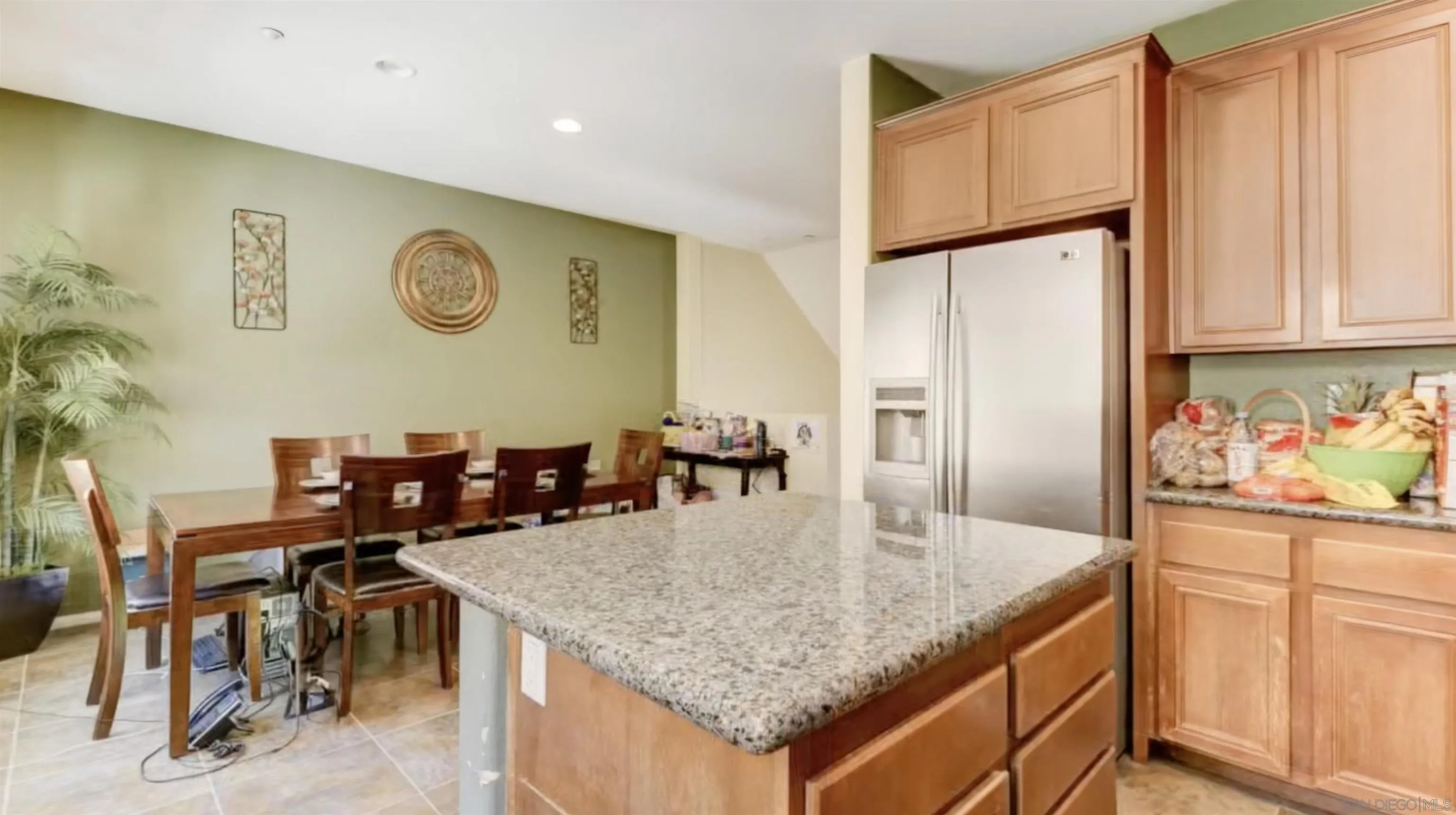 https://cdn.realtyfeed.com/cdn/127/260018834/a3ce1c11fb606a096f57bccb6f5ee316.webp