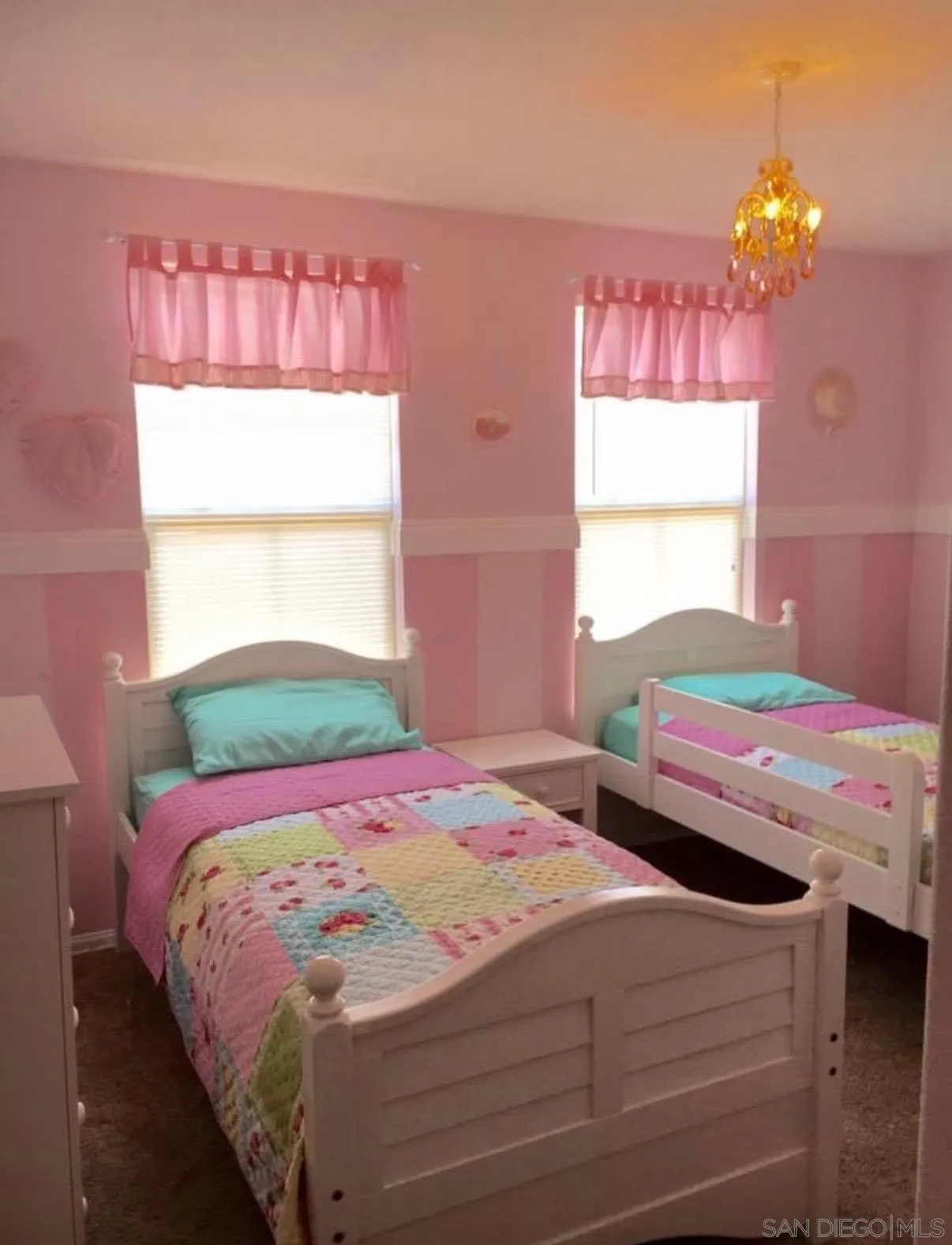 https://cdn.realtyfeed.com/cdn/127/260018834/d1b1d3d2fb93370e3cff112049d0c0be.webp