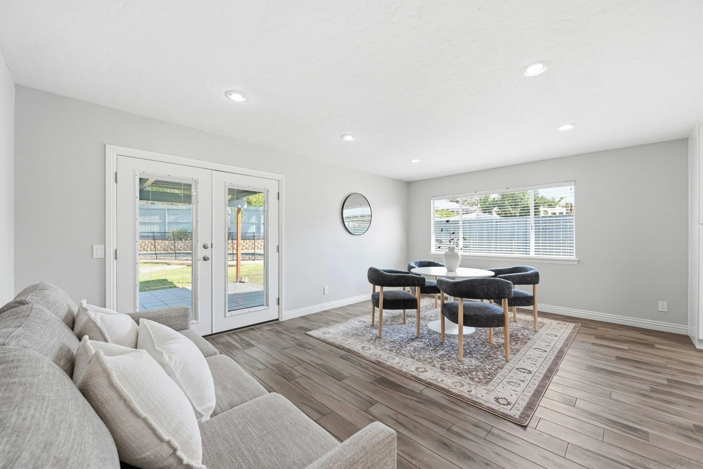 https://cdn.realtyfeed.com/cdn/127/260018837/19cd9b072911e50969351eb1df6147cf.webp