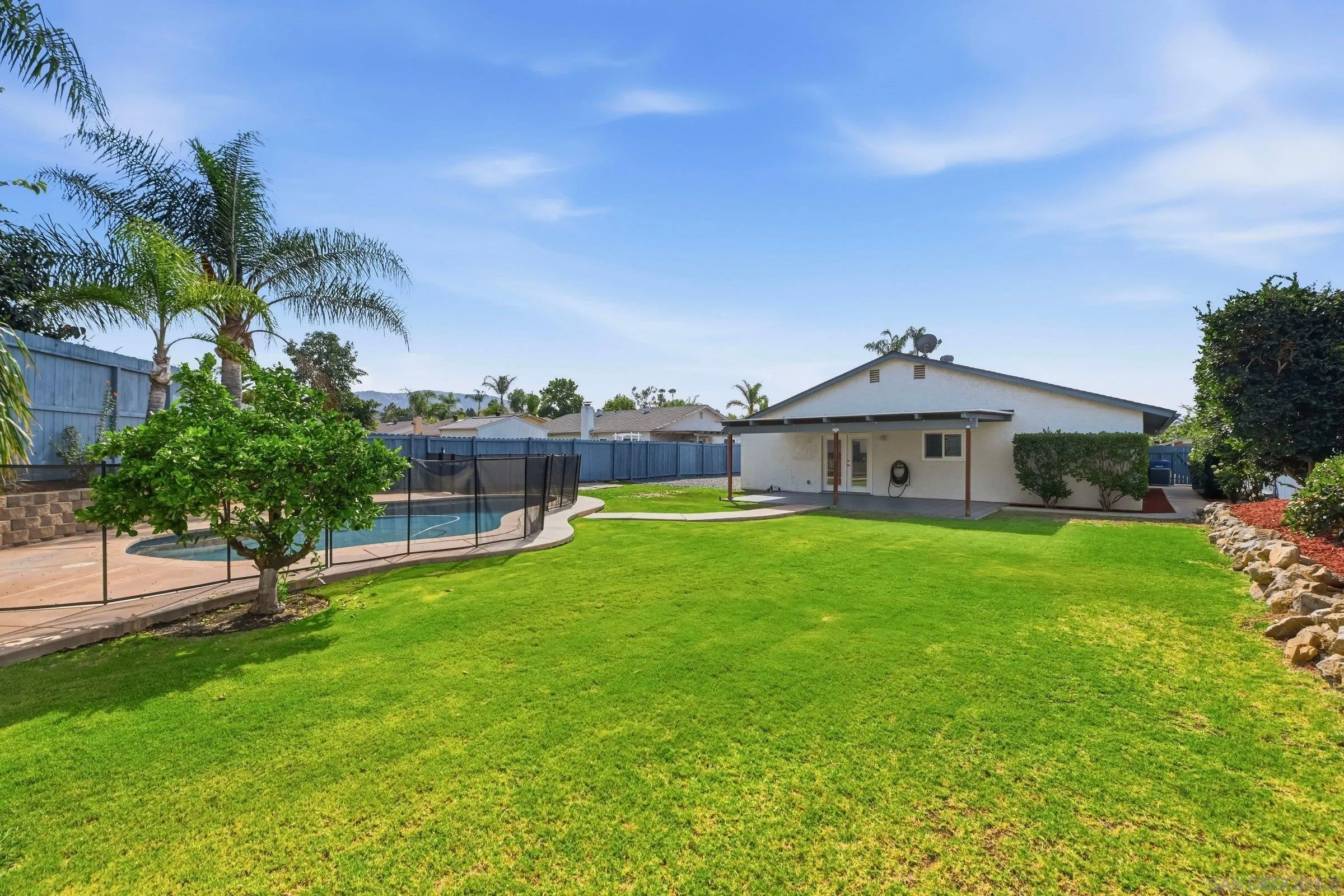 https://cdn.realtyfeed.com/cdn/127/260018837/ababbd6e491c311c17c7b70169c1293e.webp