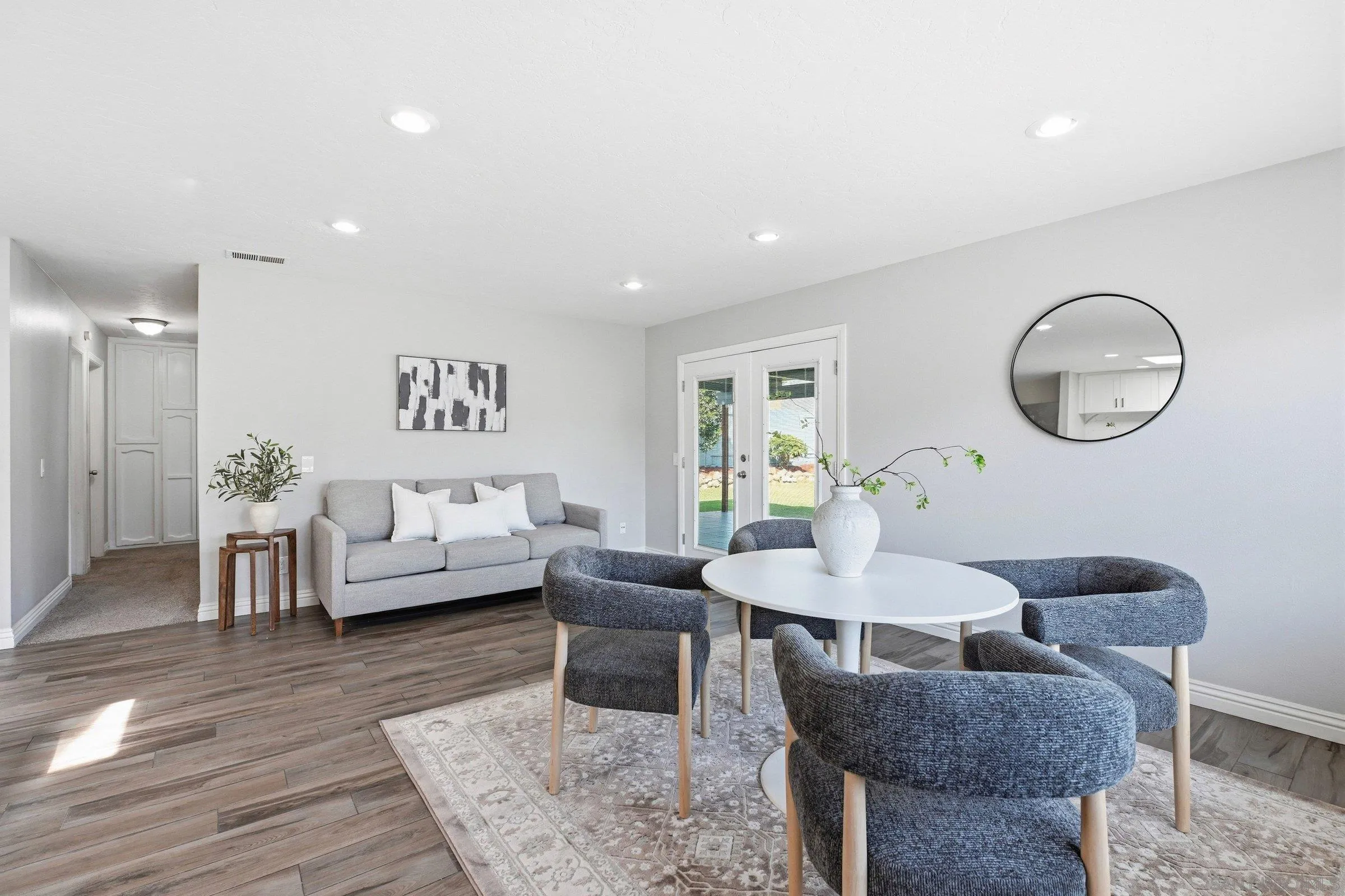 https://cdn.realtyfeed.com/cdn/127/260018837/e14513accc3031de5c55b268dc435331.webp