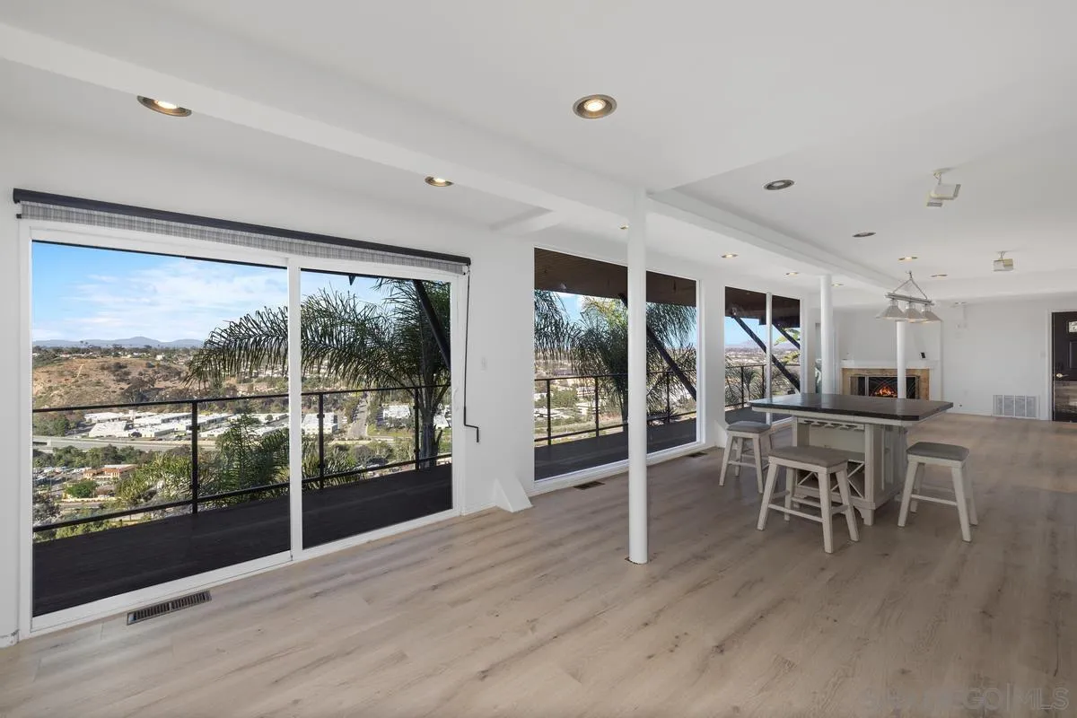 https://cdn.realtyfeed.com/cdn/127/260018839/07234326c4965bd6ba7f06a3ce04ca3f.webp