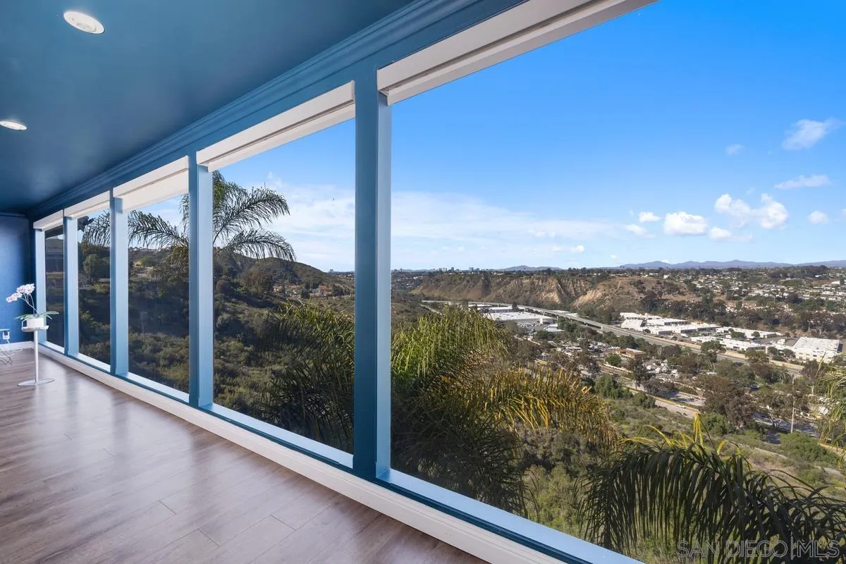 5713 Desert View Drive, La Jolla, CA 92037 - Photo 4 of 14, La Jolla, CA