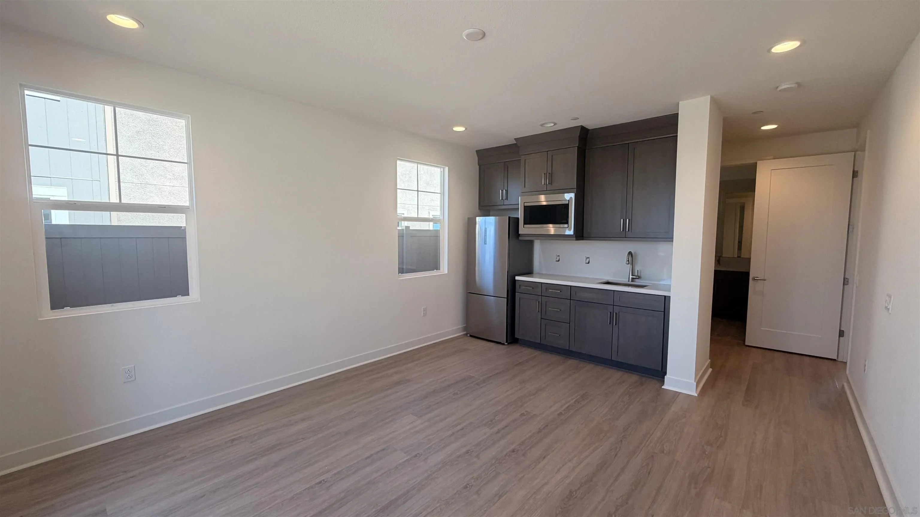 https://cdn.realtyfeed.com/cdn/127/260018841/db992979dfb54241b0c5bcad81bb43b5.webp