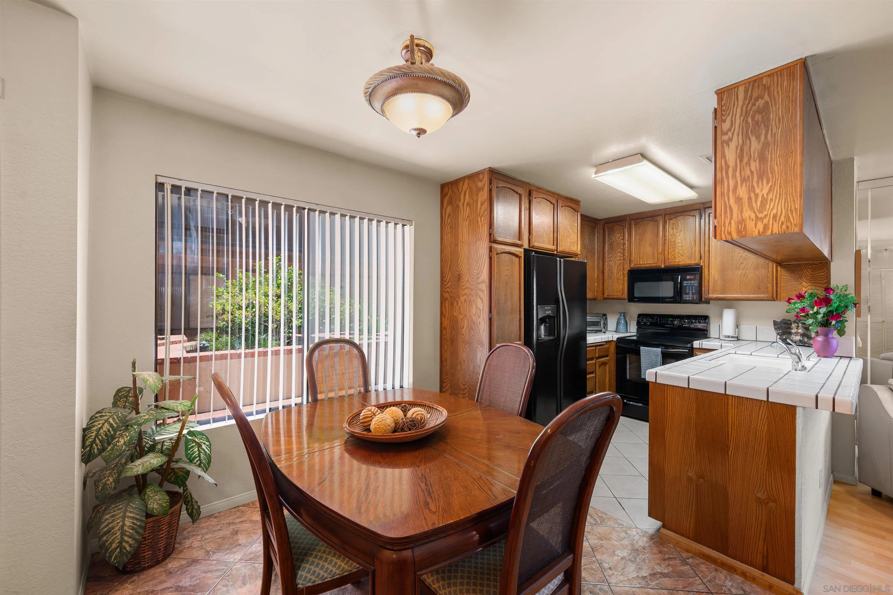Photo #13: 260018842 Listing: Photo #13