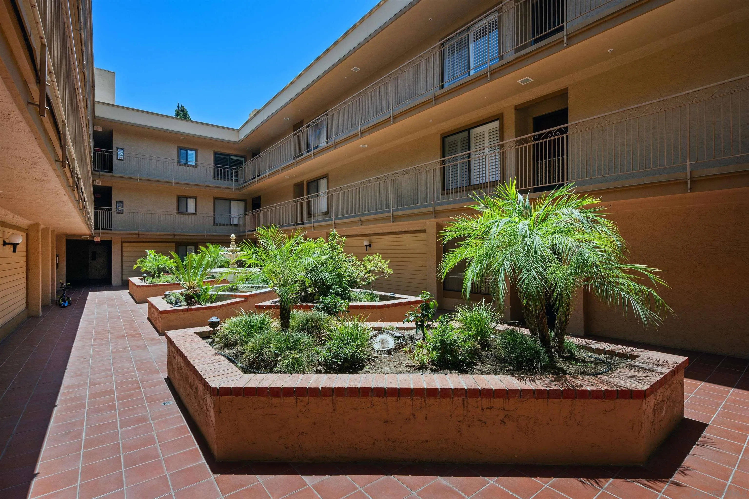 Photo #33: 260018842 Listing: Photo #33