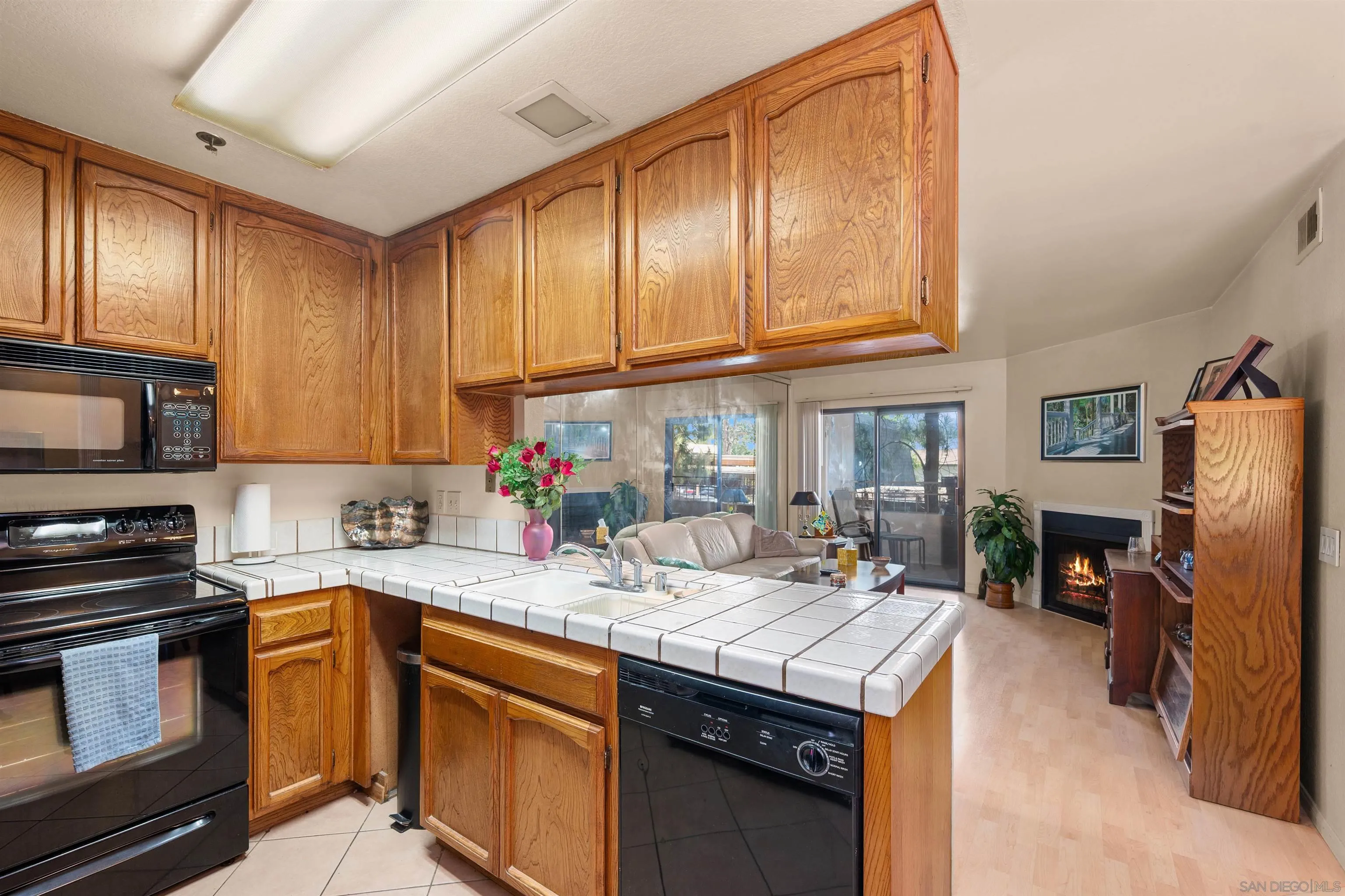 Photo #16: 260018842 Listing: Photo #16