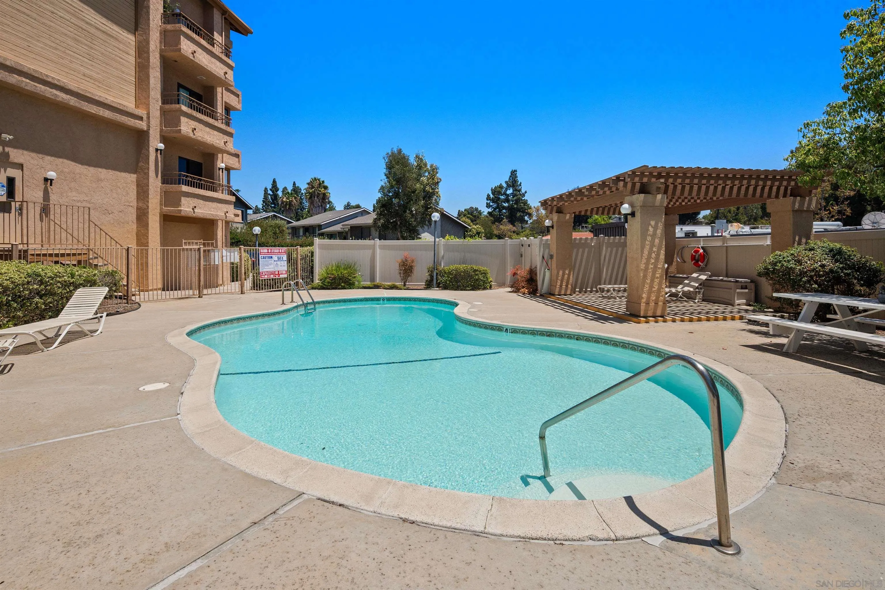 Photo #37: 260018842 Listing: Photo #37