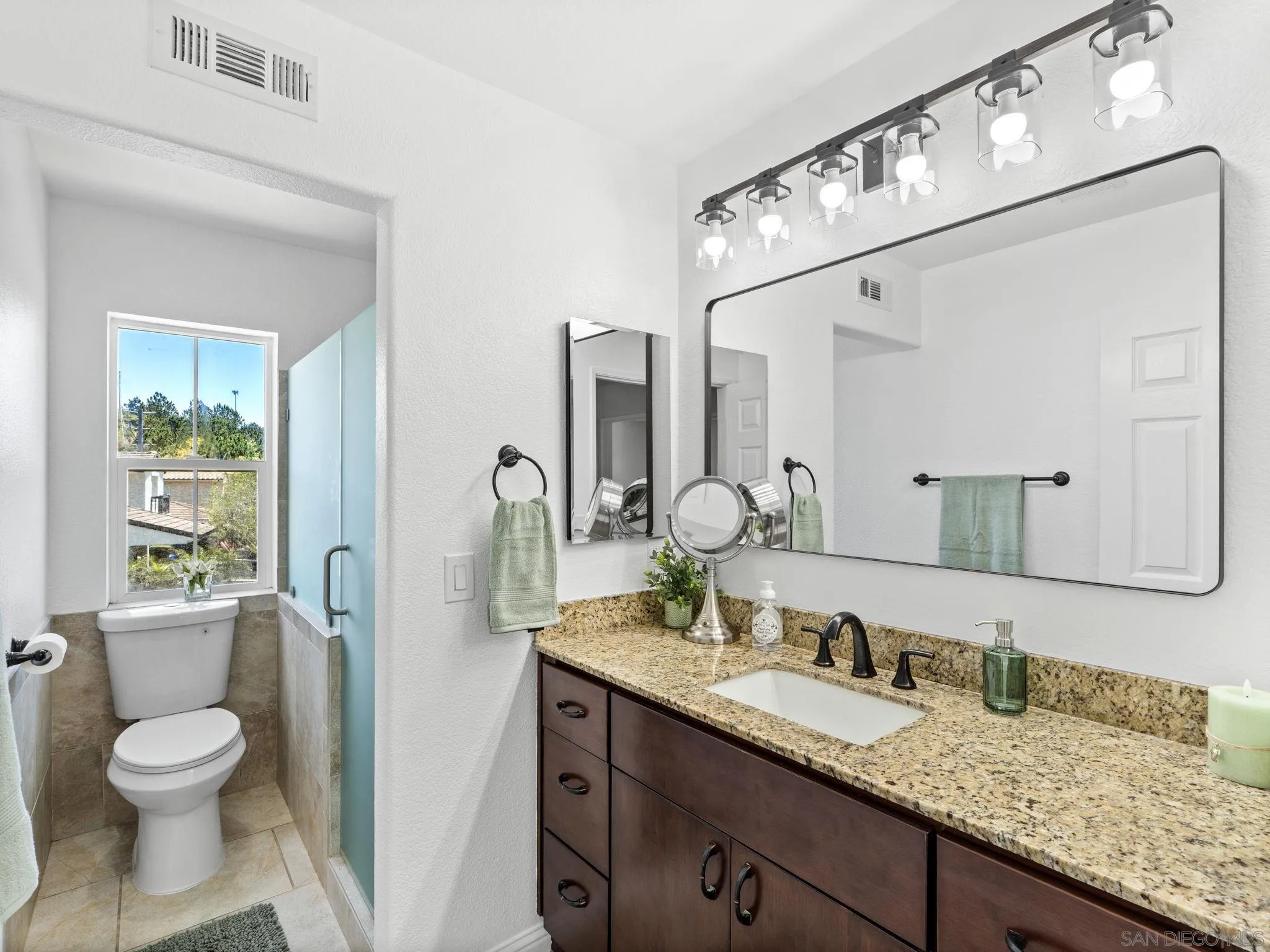 https://cdn.realtyfeed.com/cdn/127/260018845/12165b70d9f676d829110af70a24096c.webp