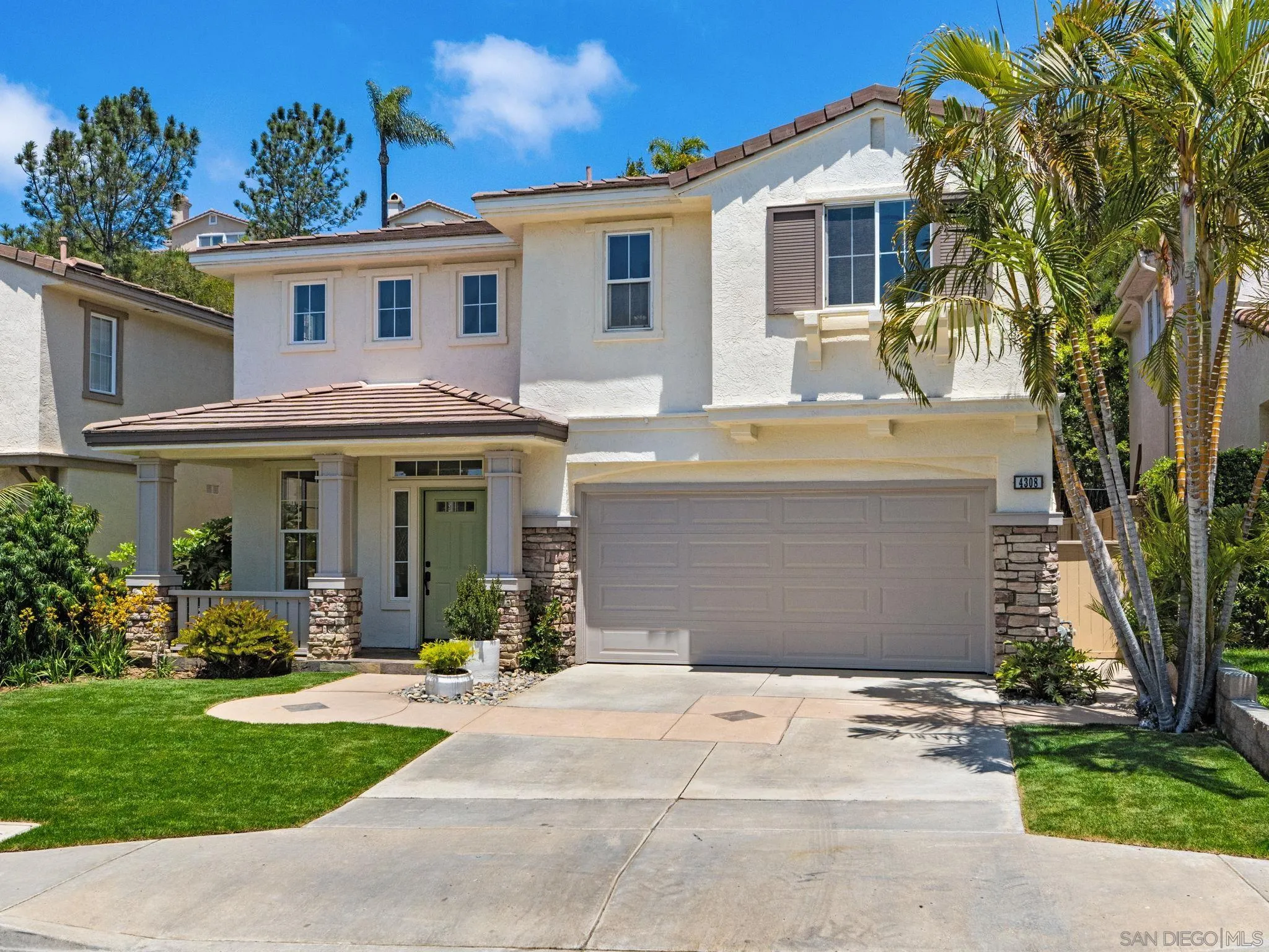 https://cdn.realtyfeed.com/cdn/127/260018845/1dc5f96fd6e267990e9fa83471de643e.webp