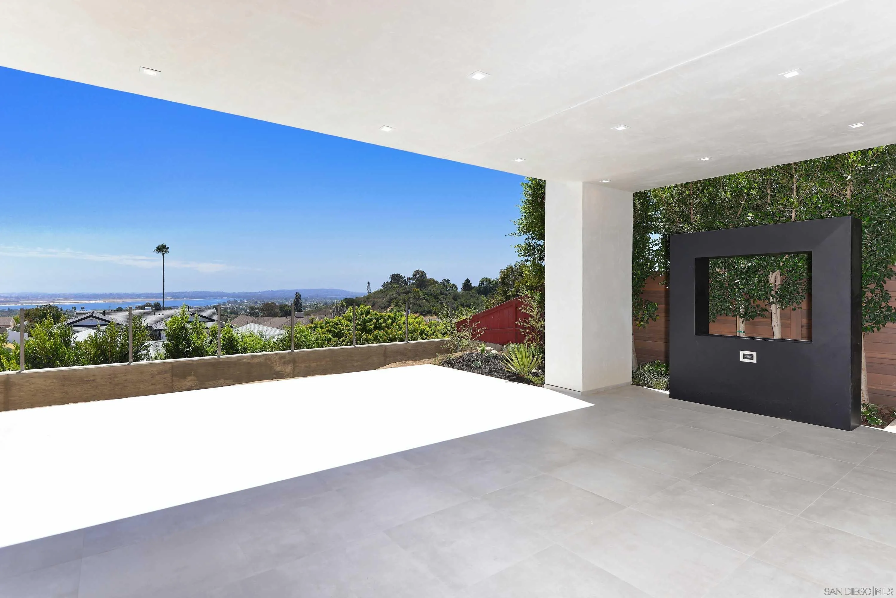 https://cdn.realtyfeed.com/cdn/127/260018847/740cc5ea44b698e43724b050744c6766.webp