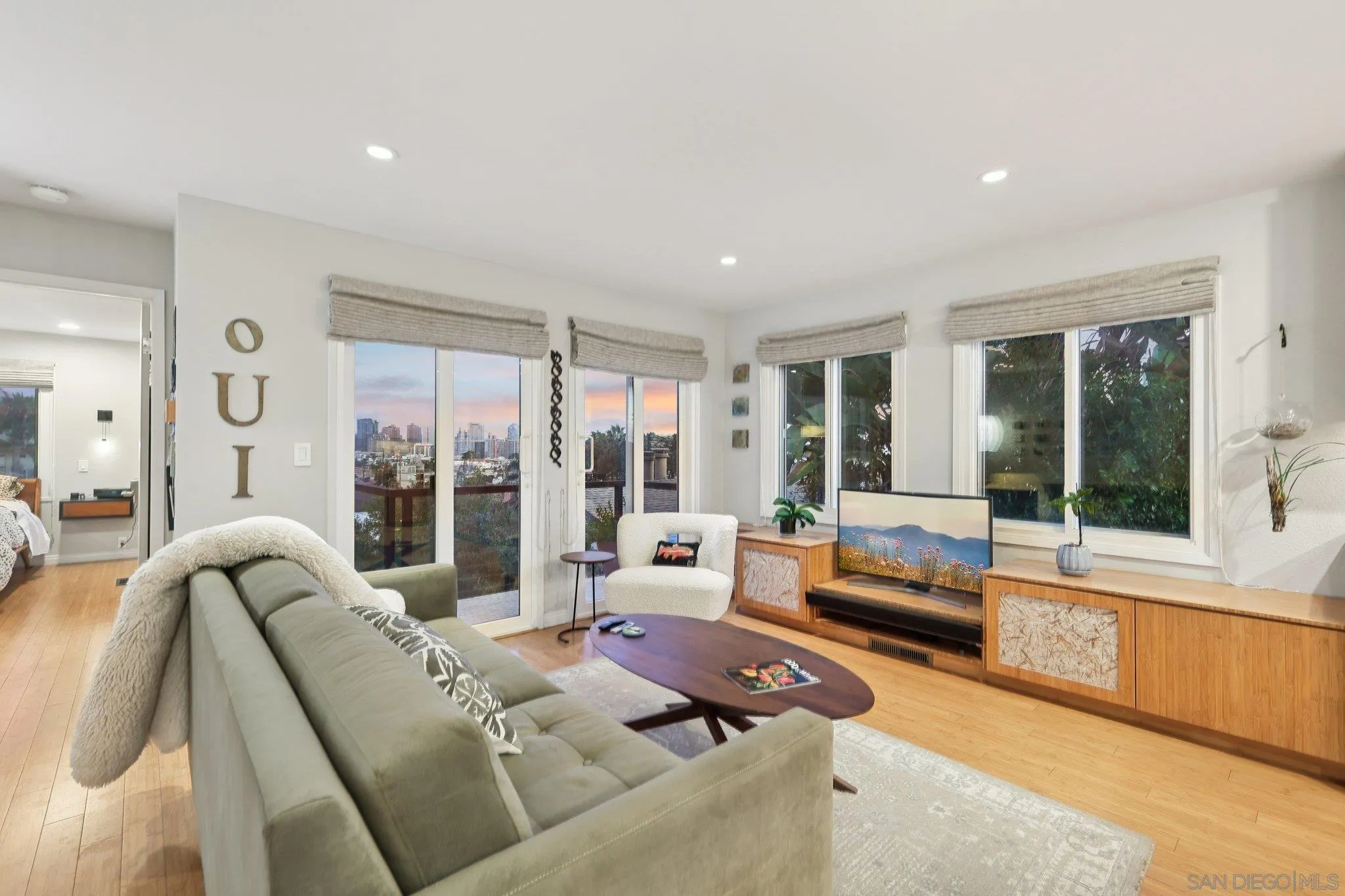 Photo #7: 260018849 Listing: Photo #7