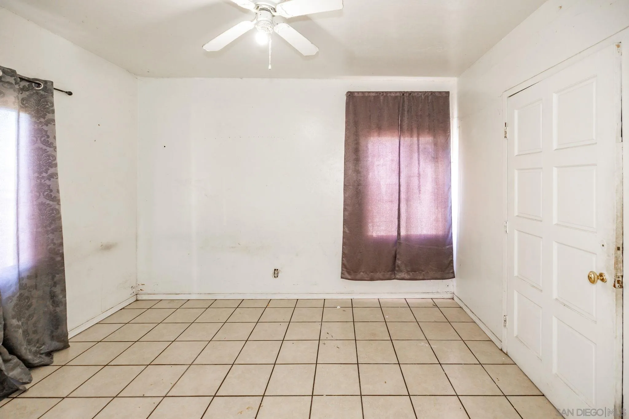 https://cdn.realtyfeed.com/cdn/127/260018855/8b992bafeb60a5462d8a1c87222bf98e.webp