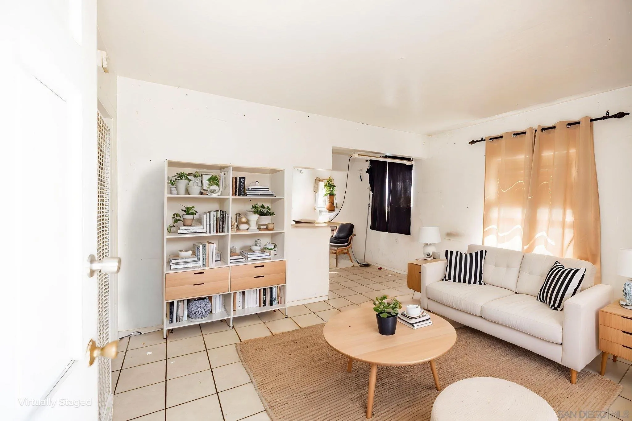 https://cdn.realtyfeed.com/cdn/127/260018855/d036af51eaa6982583b4828171f44624.webp