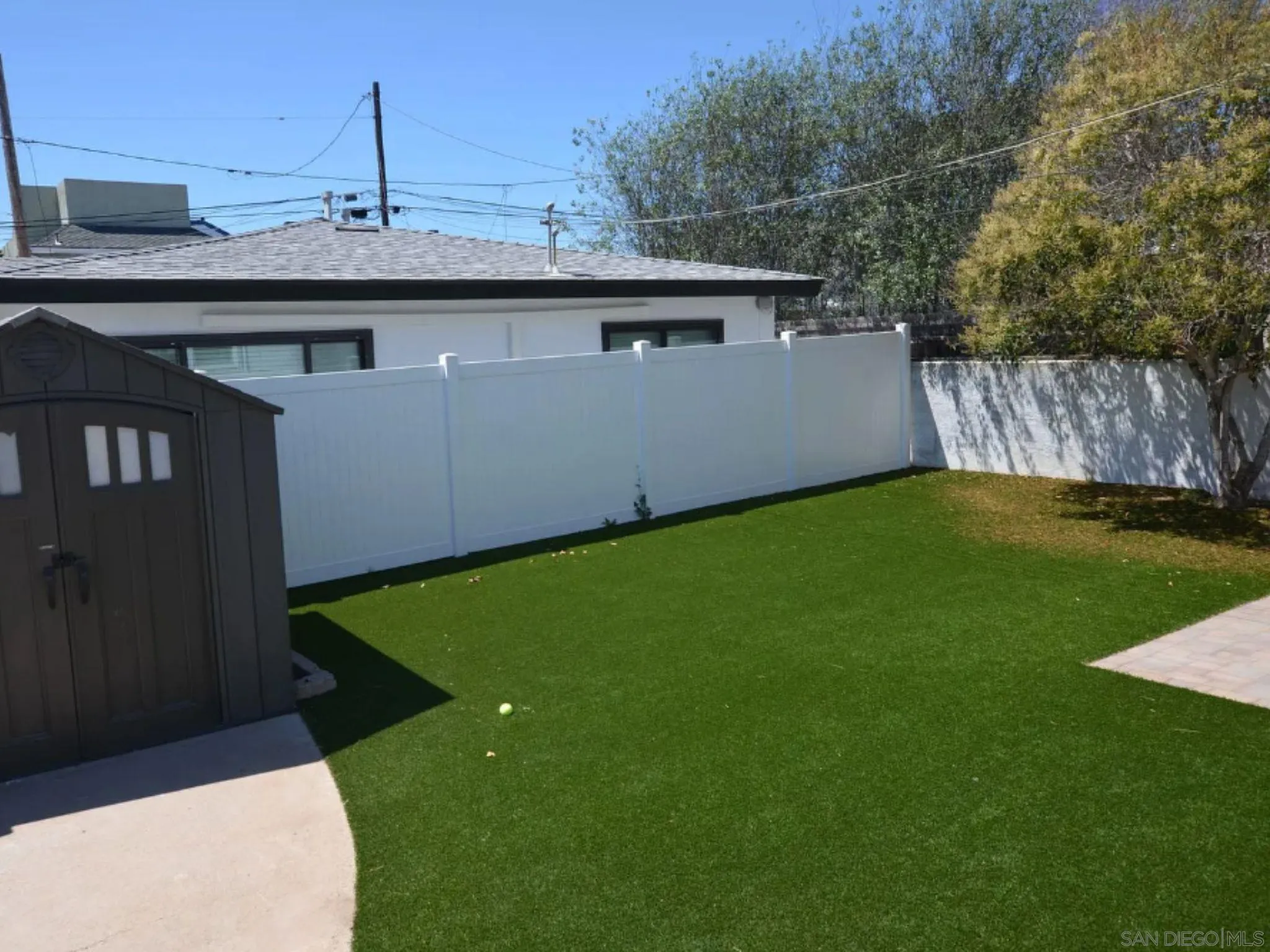 https://cdn.realtyfeed.com/cdn/127/260018859/0c0e631da8b6057a933d300ced1f3cb9.webp