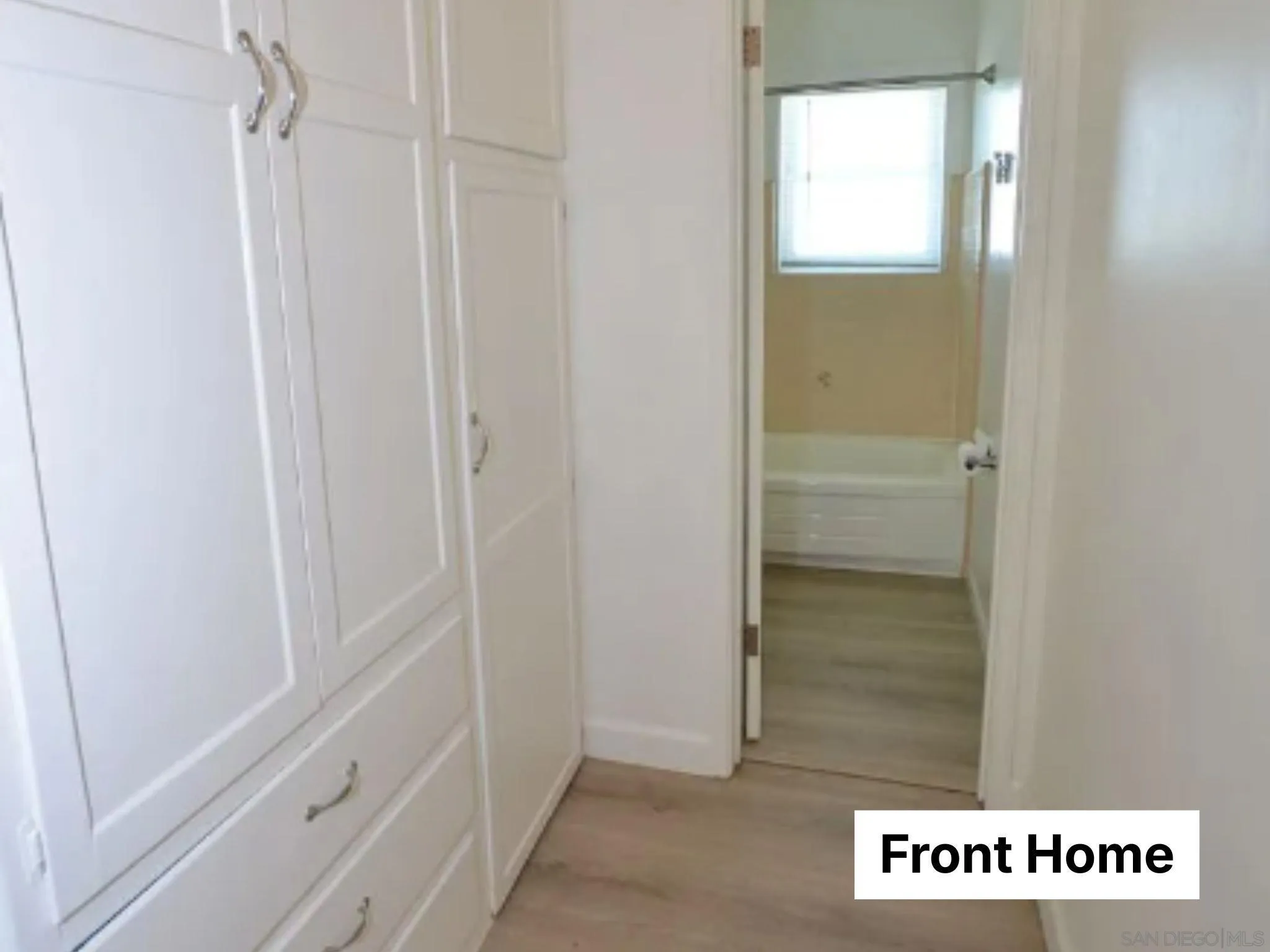 https://cdn.realtyfeed.com/cdn/127/260018859/10d169034385e28ba5db1beff07d5f50.webp