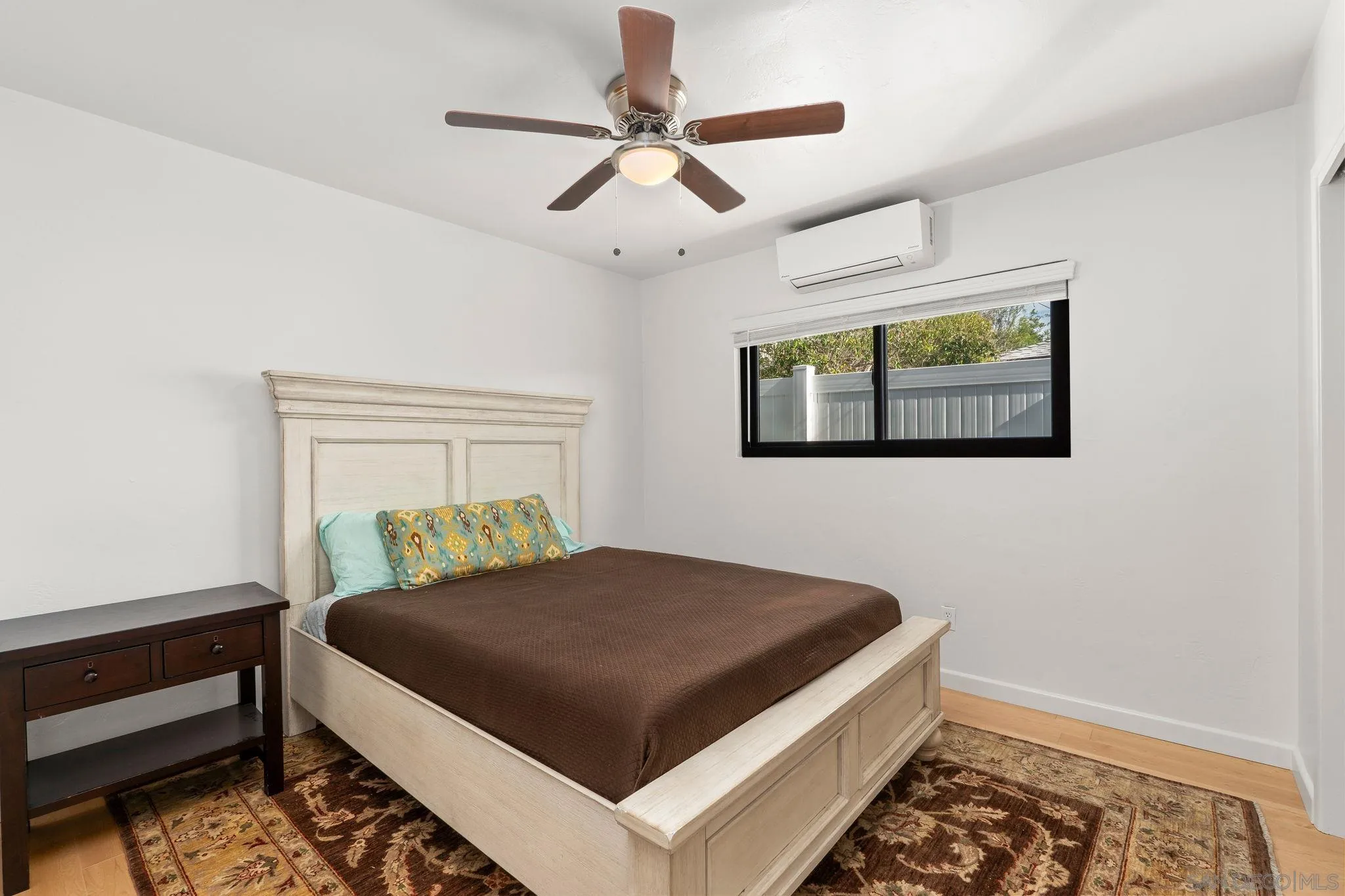 https://cdn.realtyfeed.com/cdn/127/260018859/13a837cf2b6fb229eda4e3c89b1796be.webp
