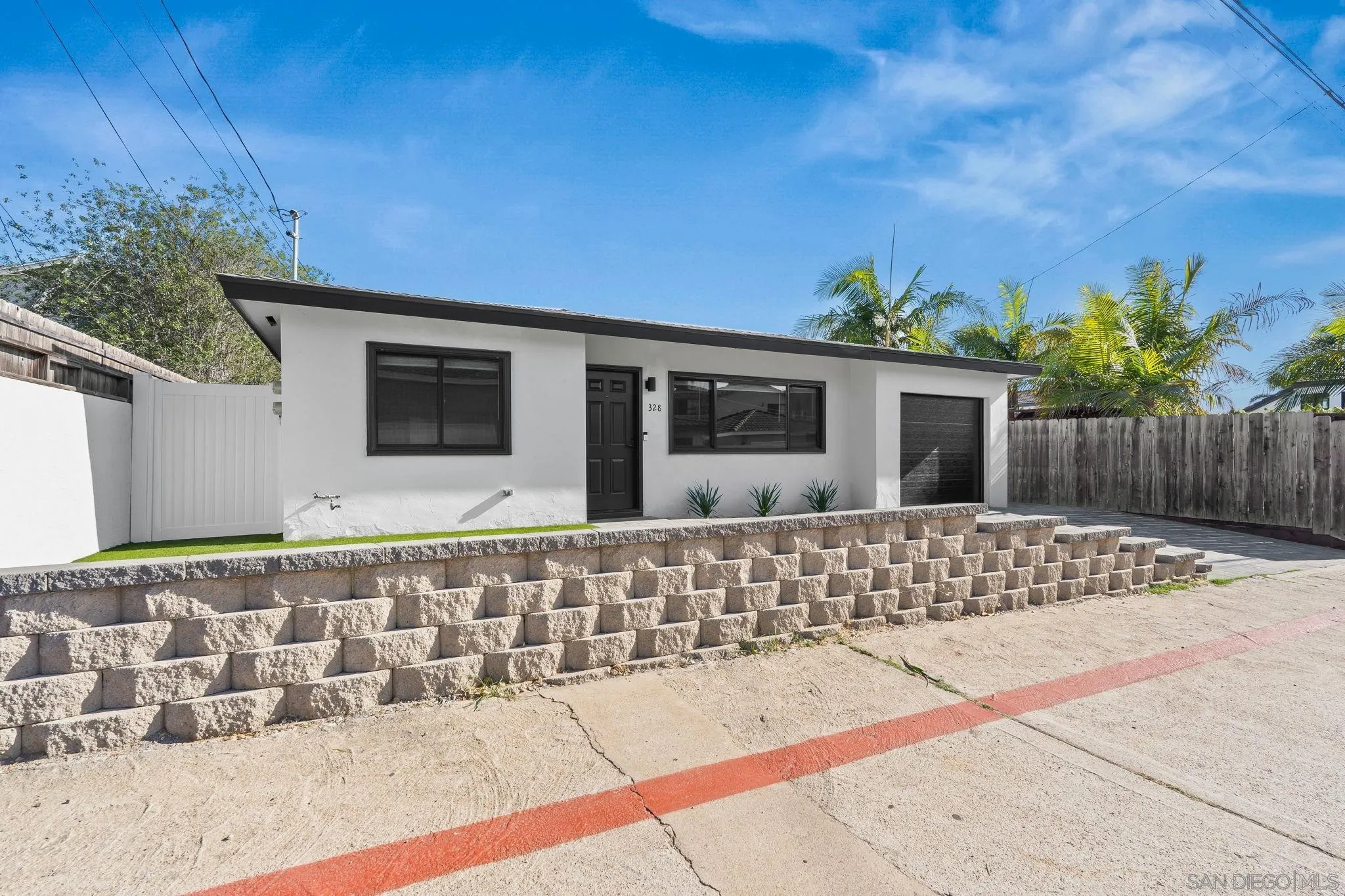 https://cdn.realtyfeed.com/cdn/127/260018859/17b8c26abe046d5516f8913f1d5d42b3.webp
