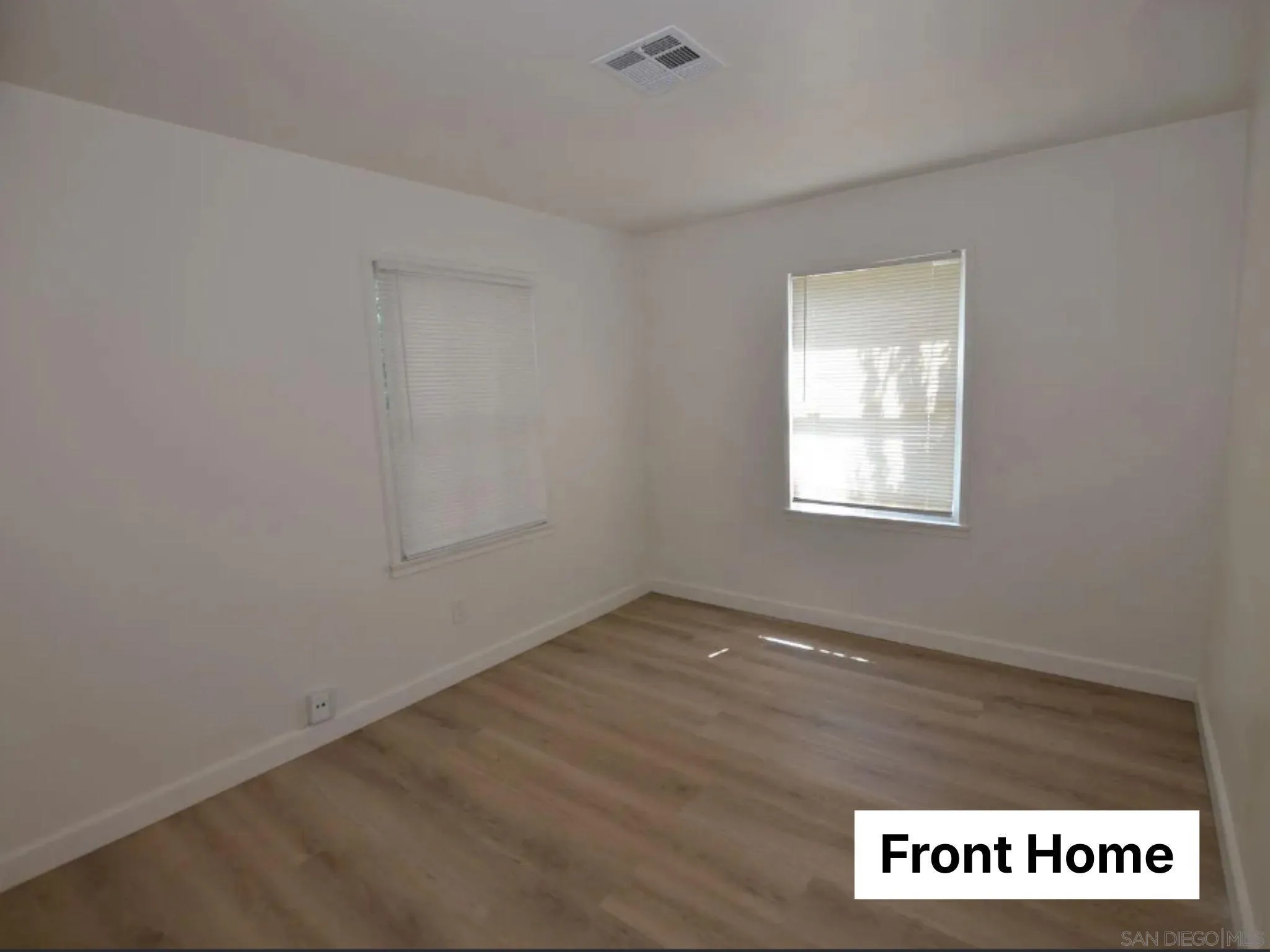 https://cdn.realtyfeed.com/cdn/127/260018859/6fb2a0eb7182fbc4e6b79d20b6ad91b6.webp