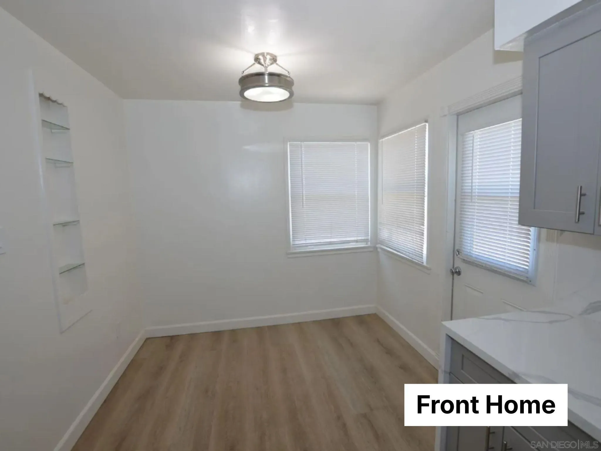 https://cdn.realtyfeed.com/cdn/127/260018859/7ed106aefd8641f41b527ce91ce9d57c.webp