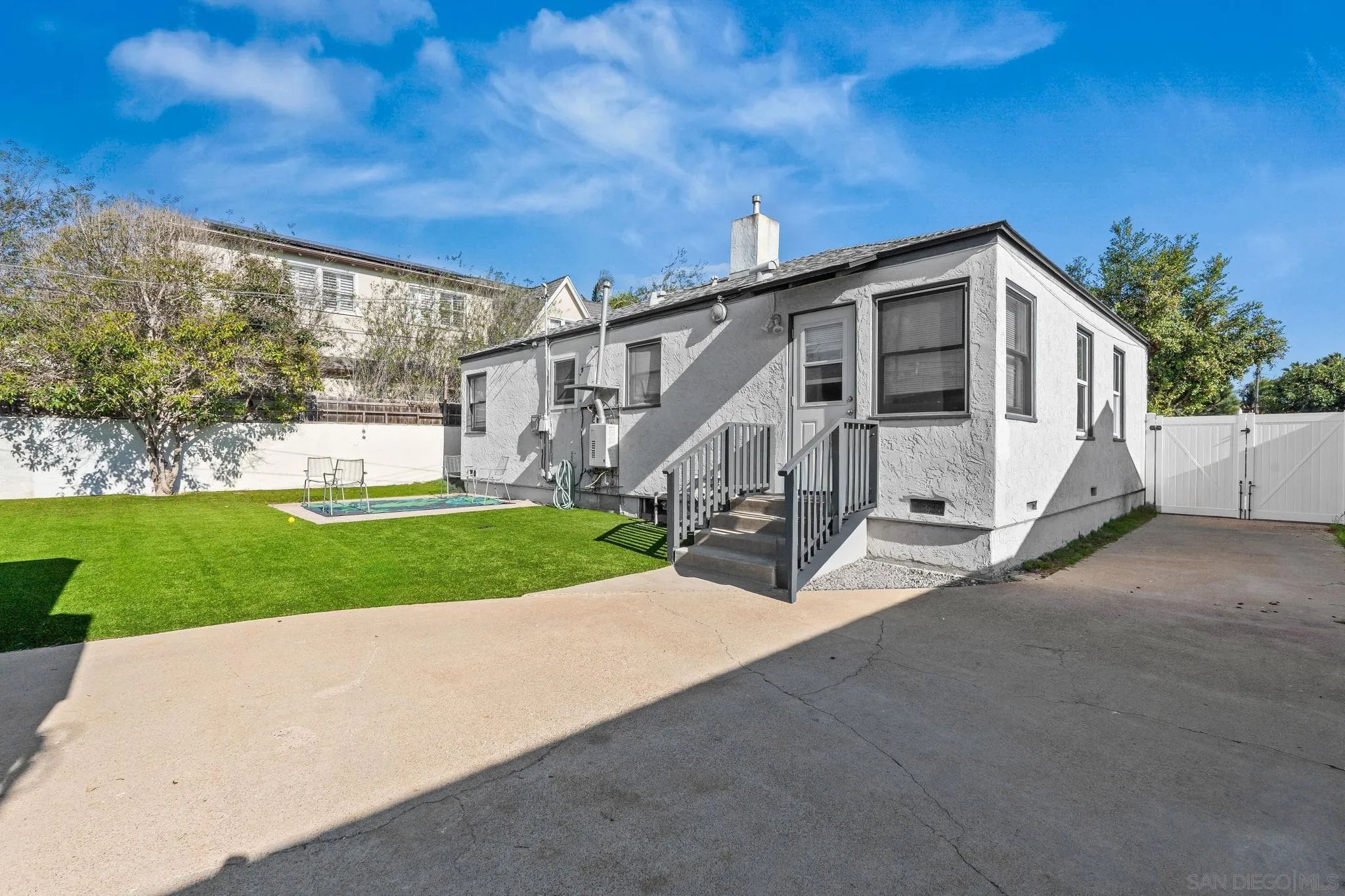https://cdn.realtyfeed.com/cdn/127/260018859/97a9eebdecb0754a8fd3ad98022ae450.webp