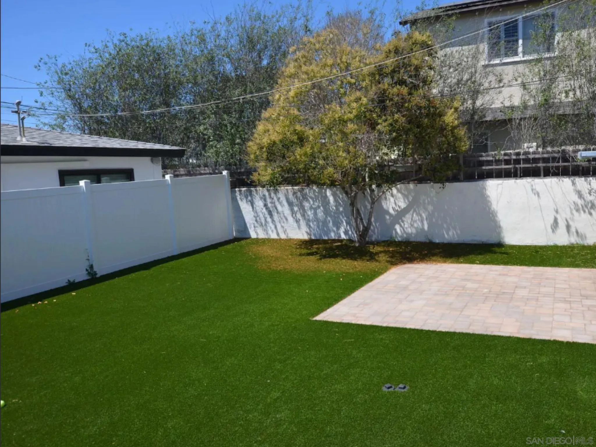 https://cdn.realtyfeed.com/cdn/127/260018859/c6e89f8f9fb4f75d5521374260c39285.webp