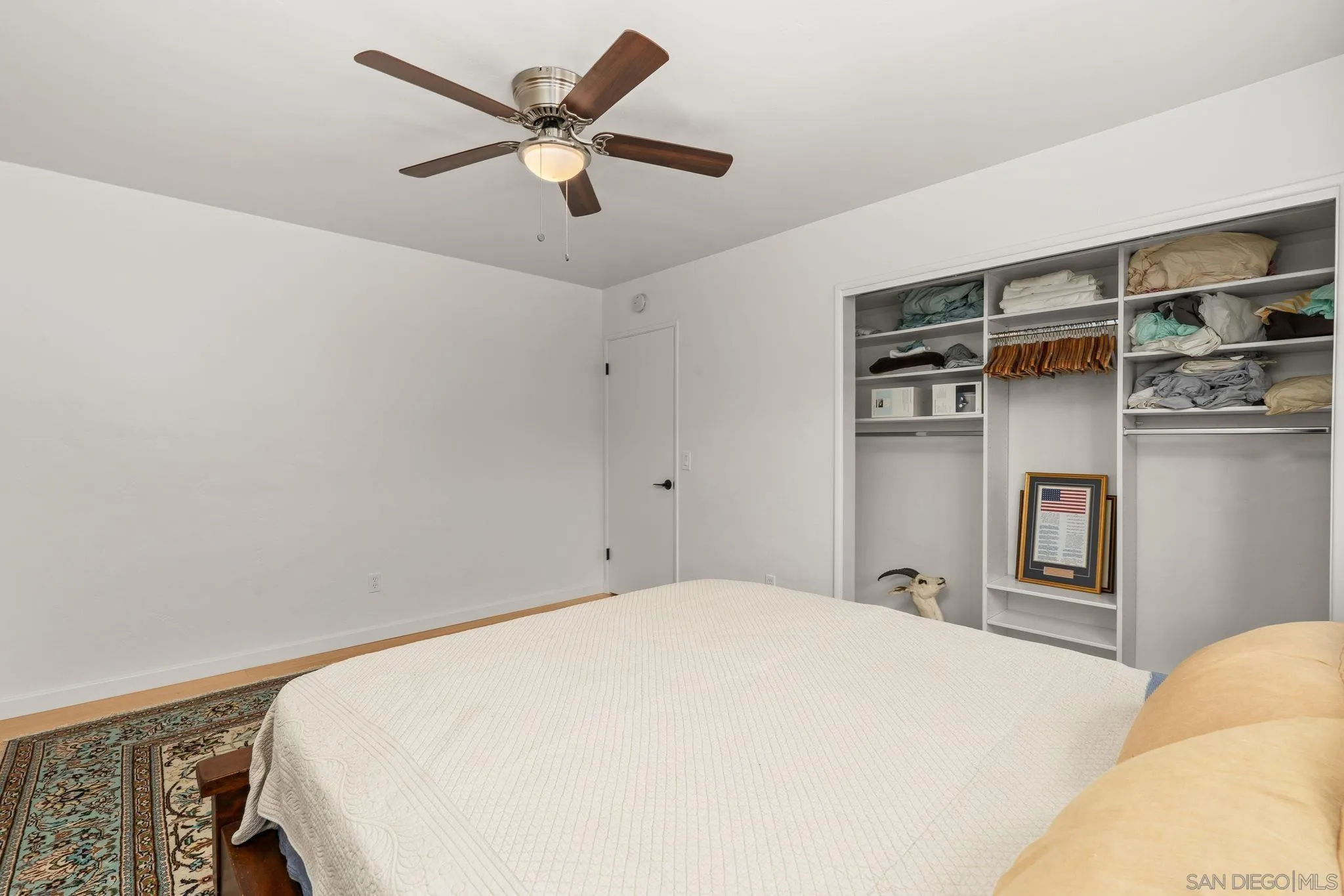 https://cdn.realtyfeed.com/cdn/127/260018859/fbda246297a5cbb83ff5472bb34799a2.webp